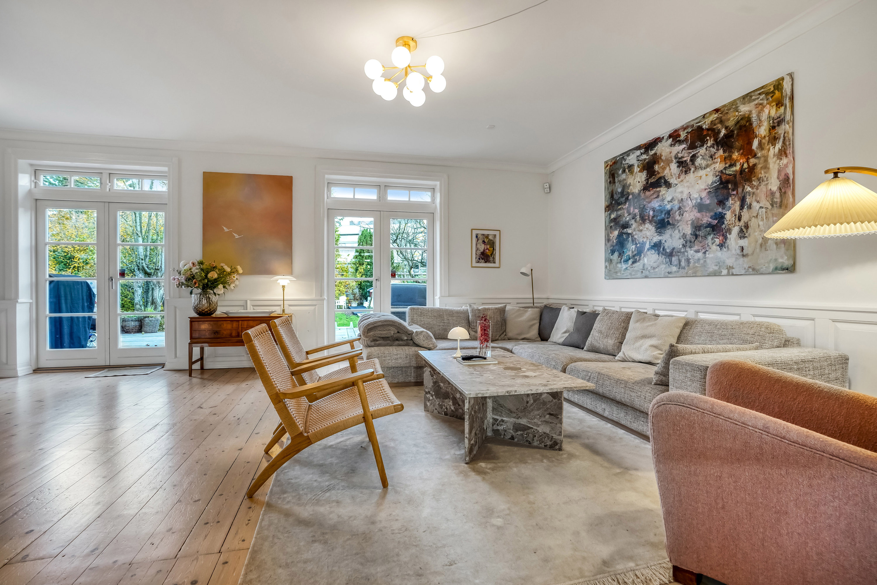 Fremhævet stue billede i fuldskærmstilstand. Billede af Chr. Richardts Vej 43, 5230 Odense M