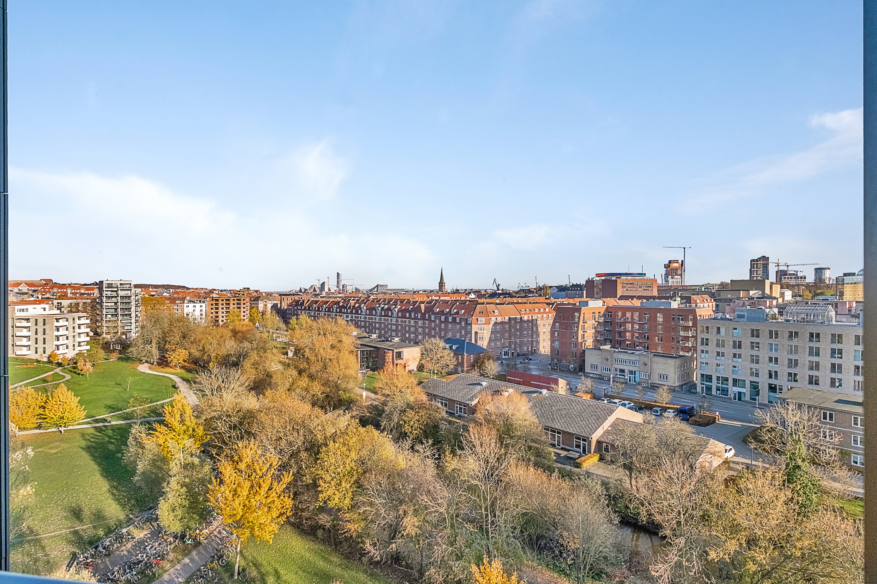 Fremhævet udsigt billede i fuldskærmstilstand. Billede af Ceres Allé 7, 6. 1., 8000 Aarhus C