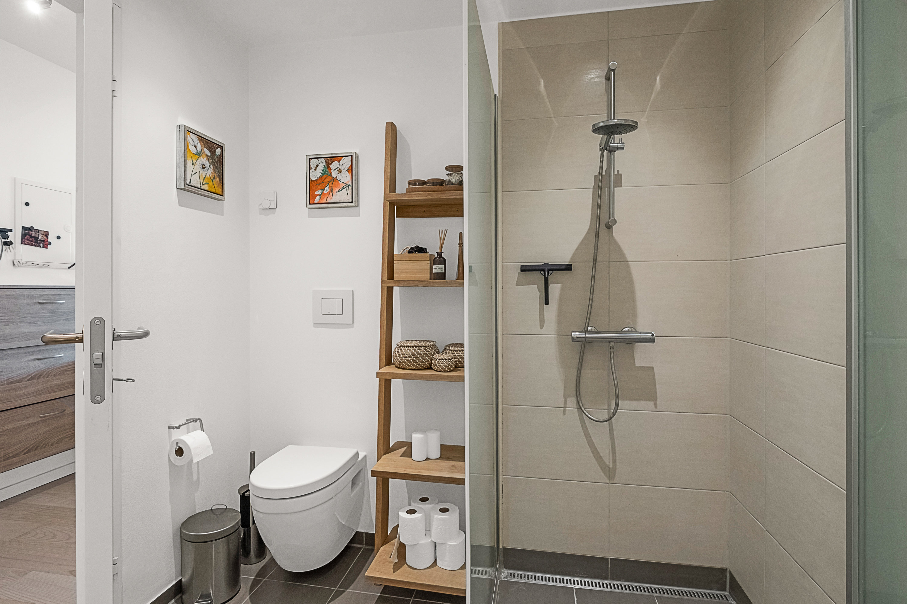 Fremhævet badeværelse billede i fuldskærmstilstand. Billede af Ceres Allé 7, 6. 1., 8000 Aarhus C