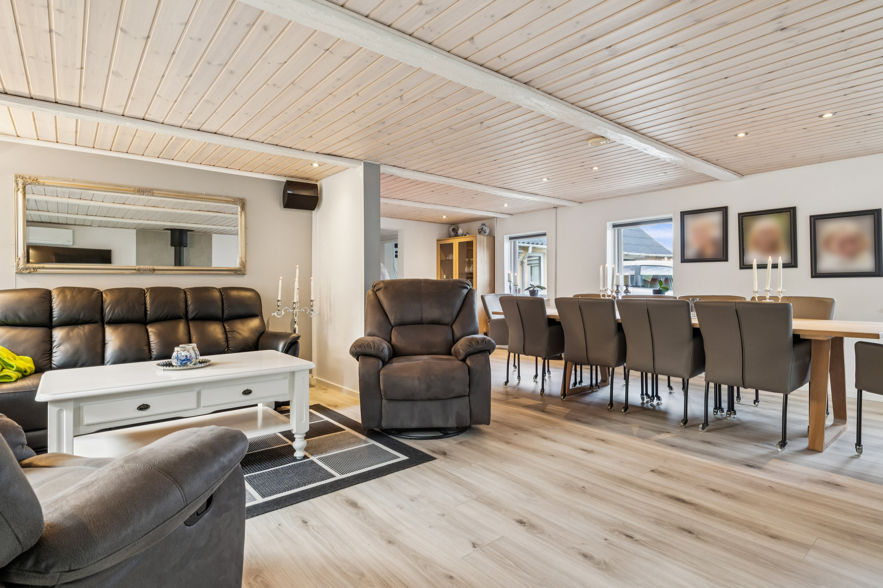 Fremhævet stue billede i fuldskærmstilstand. Billede af Mariagervej 447, Hvidsten, 8981 Spentrup