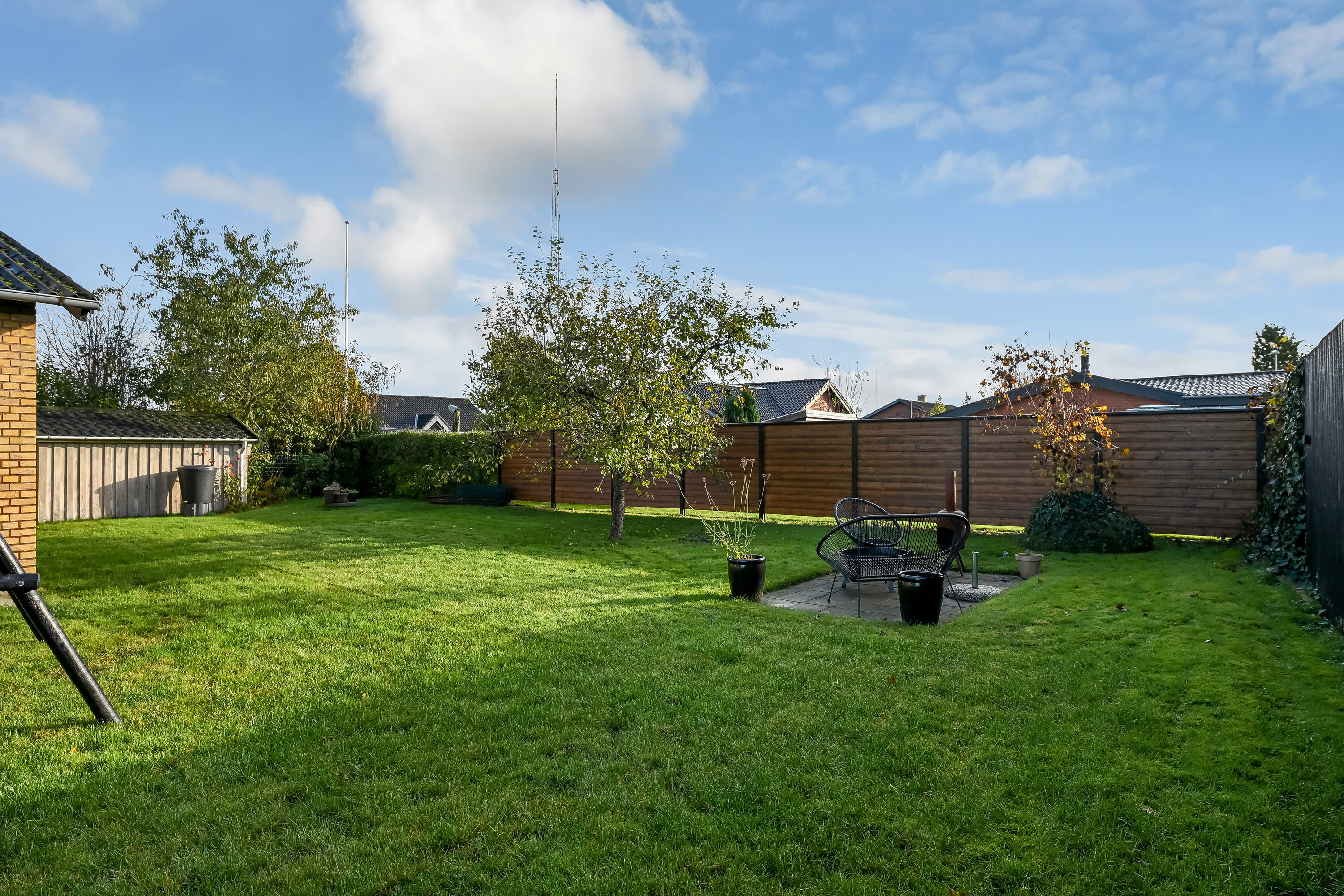 Fremhævet have billede i fuldskærmstilstand. Billede af Lupinvænget 24, 7200 Grindsted