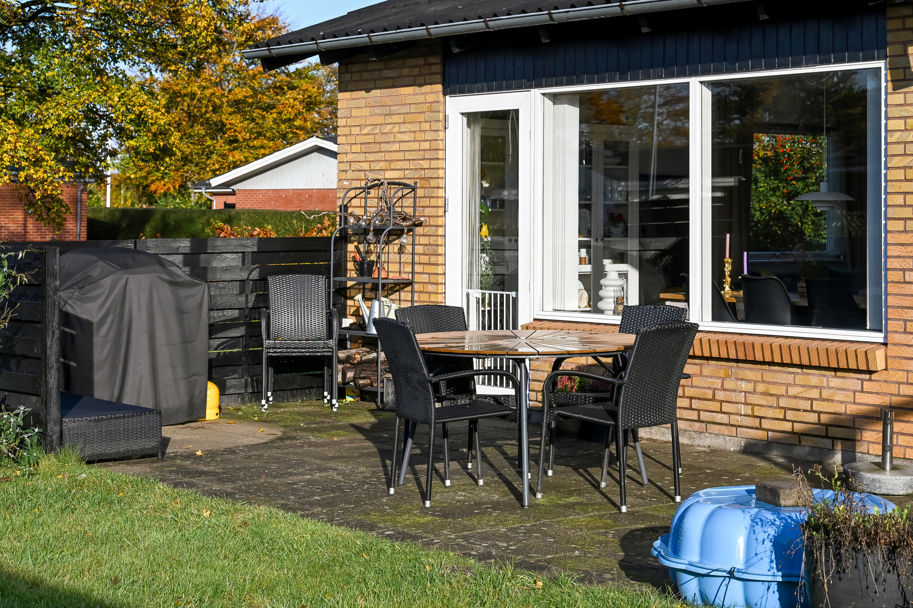 Fremhævet terrasse billede i fuldskærmstilstand. Billede af Lupinvænget 24, 7200 Grindsted