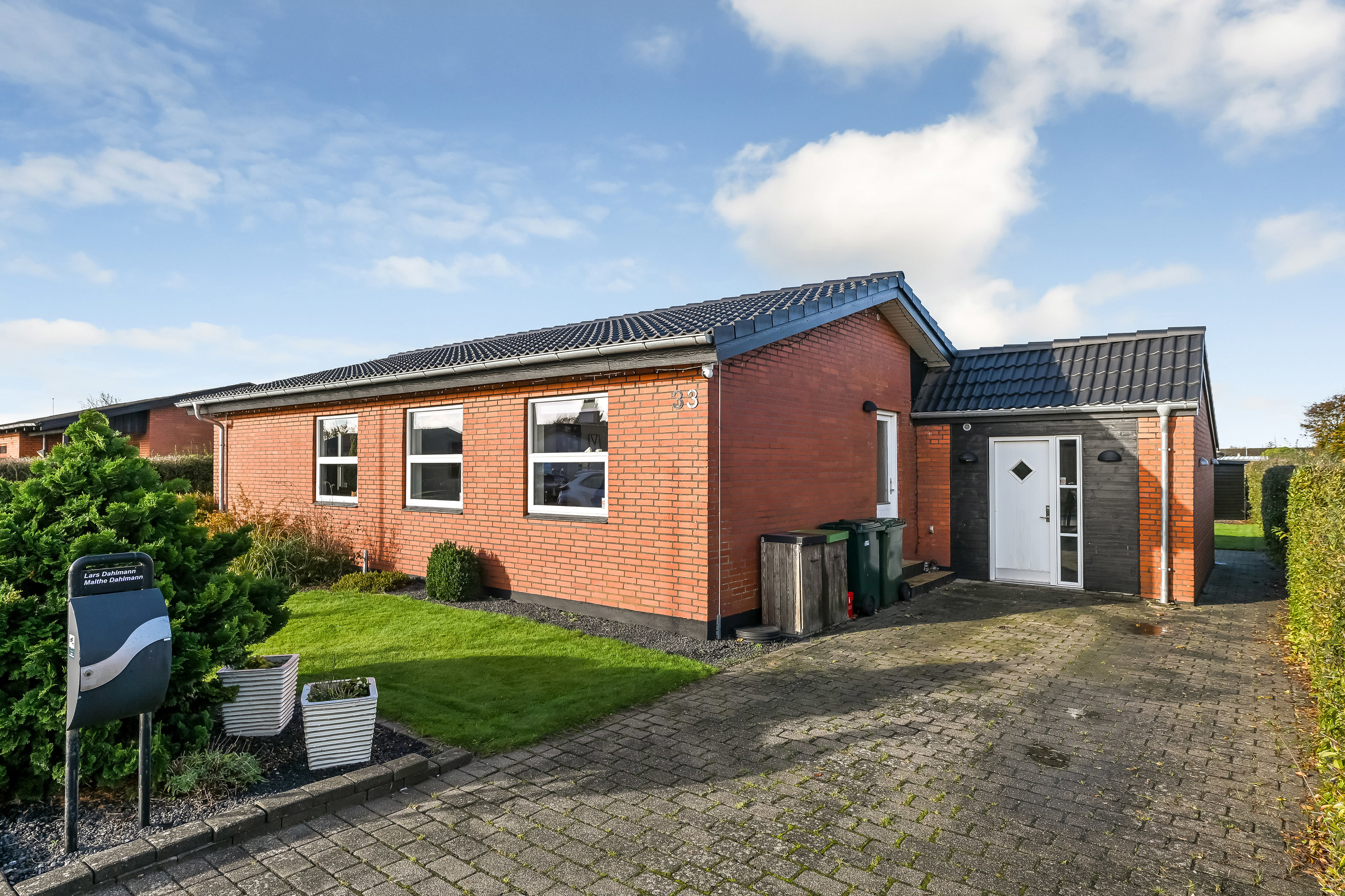 Fremhævet ejendommen billede i fuldskærmstilstand. Billede af Bygvænget 33, 7200 Grindsted