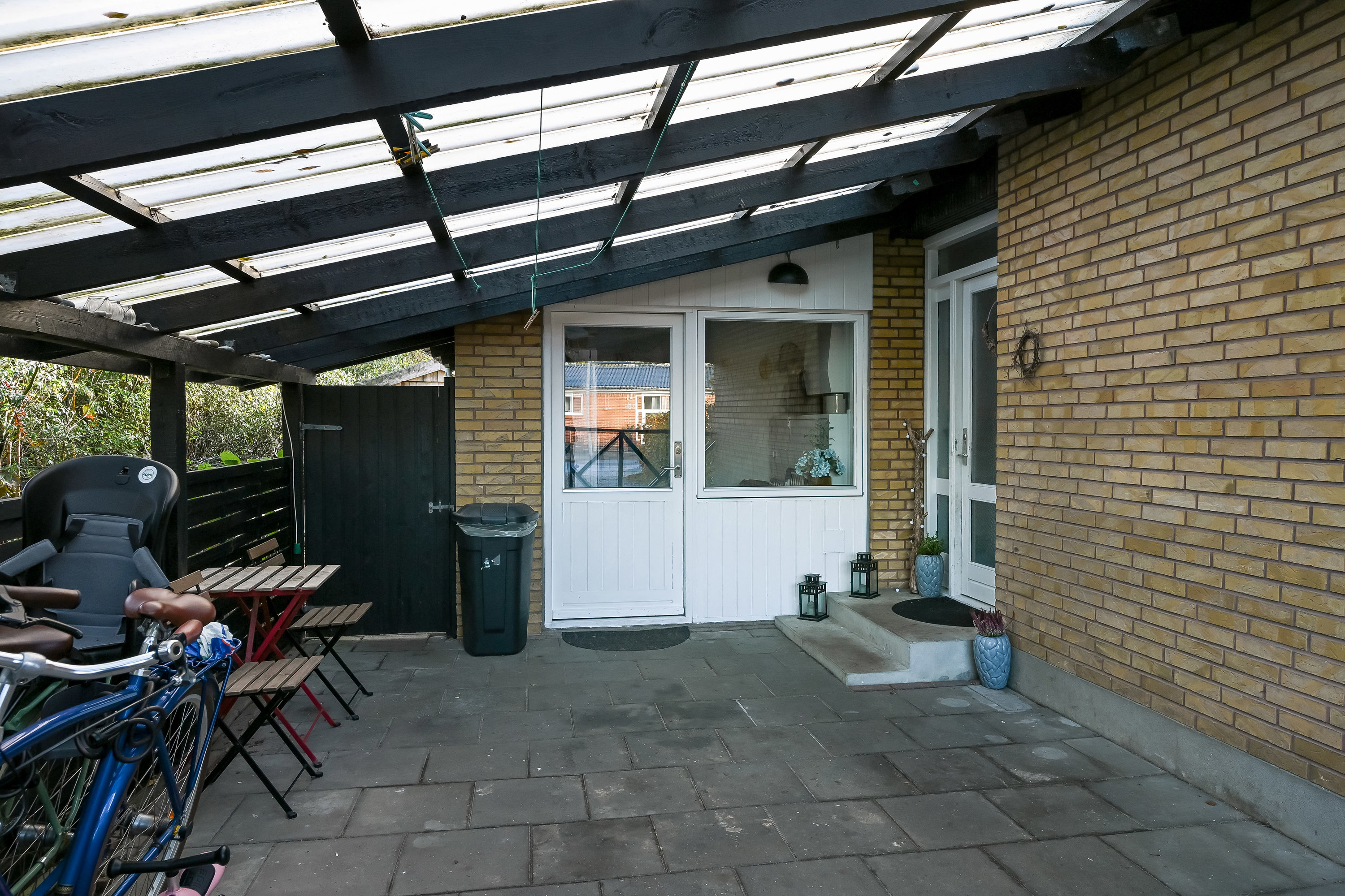 Fremhævet terrasse billede i fuldskærmstilstand. Billede af Lupinvænget 24, 7200 Grindsted