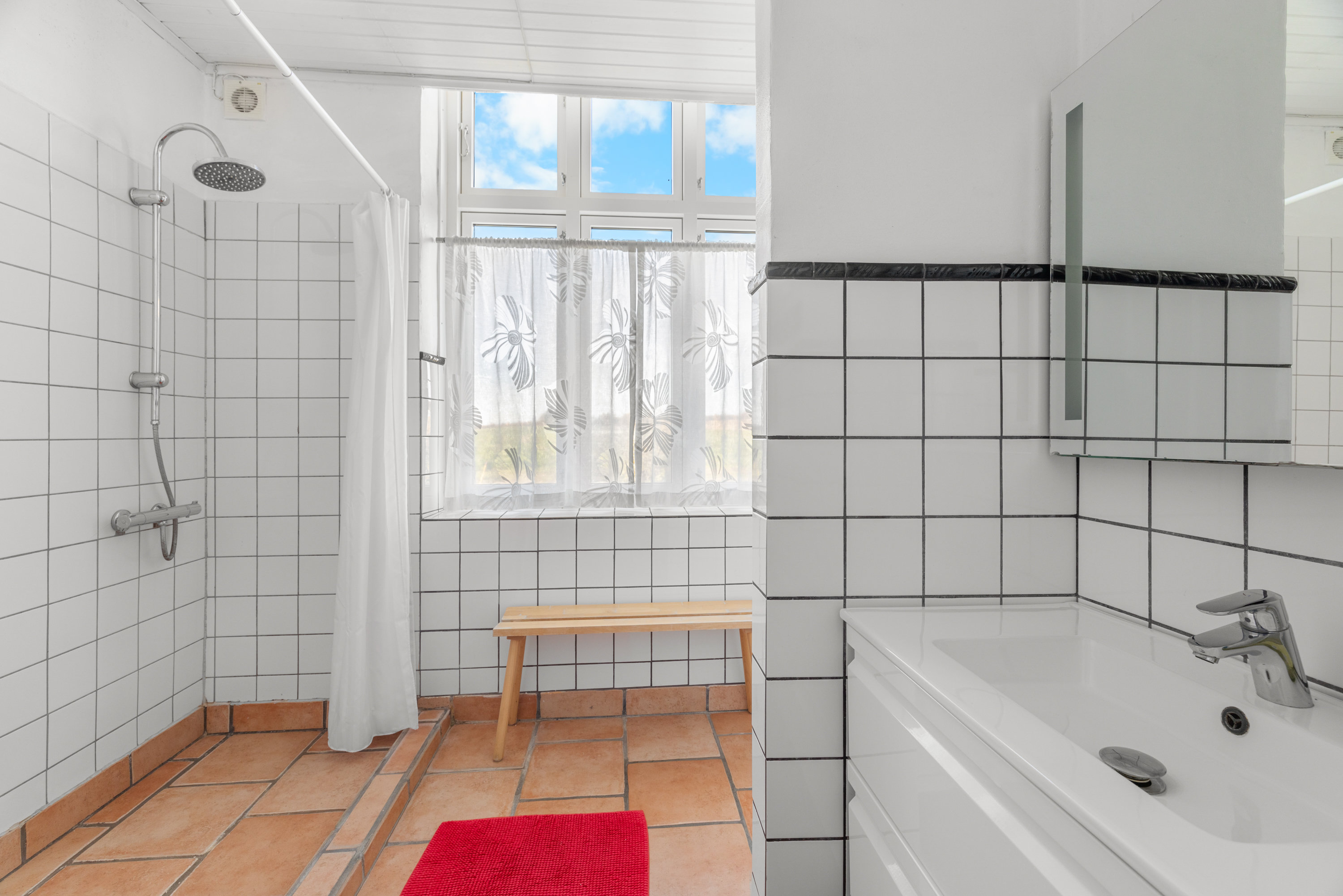 Fremhævet badeværelse billede i fuldskærmstilstand. Billede af Frederiksbergvej 20, Pejrup, 5600 Faaborg