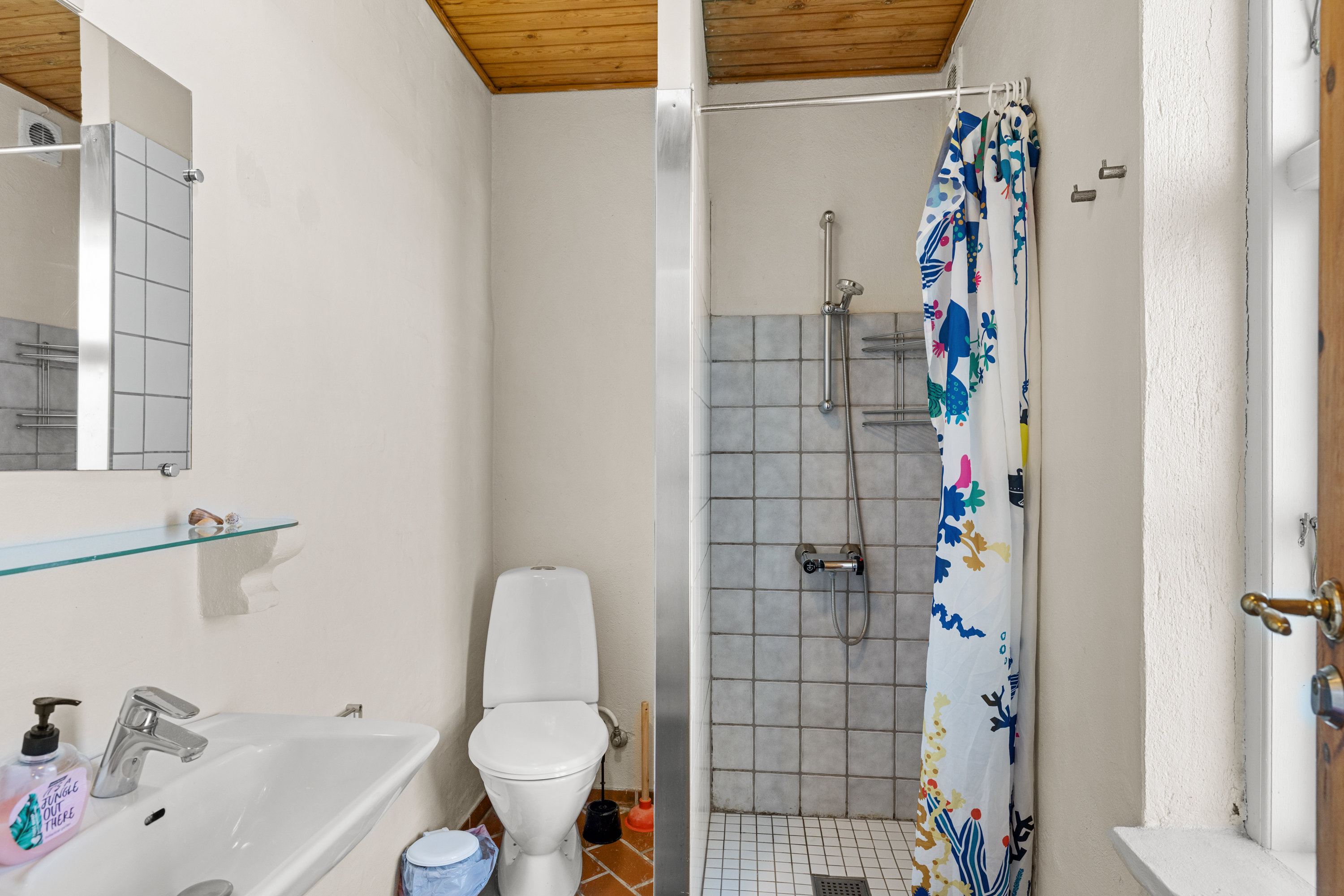 Fremhævet badeværelse billede i fuldskærmstilstand. Billede af Frederiksbergvej 20, Pejrup, 5600 Faaborg