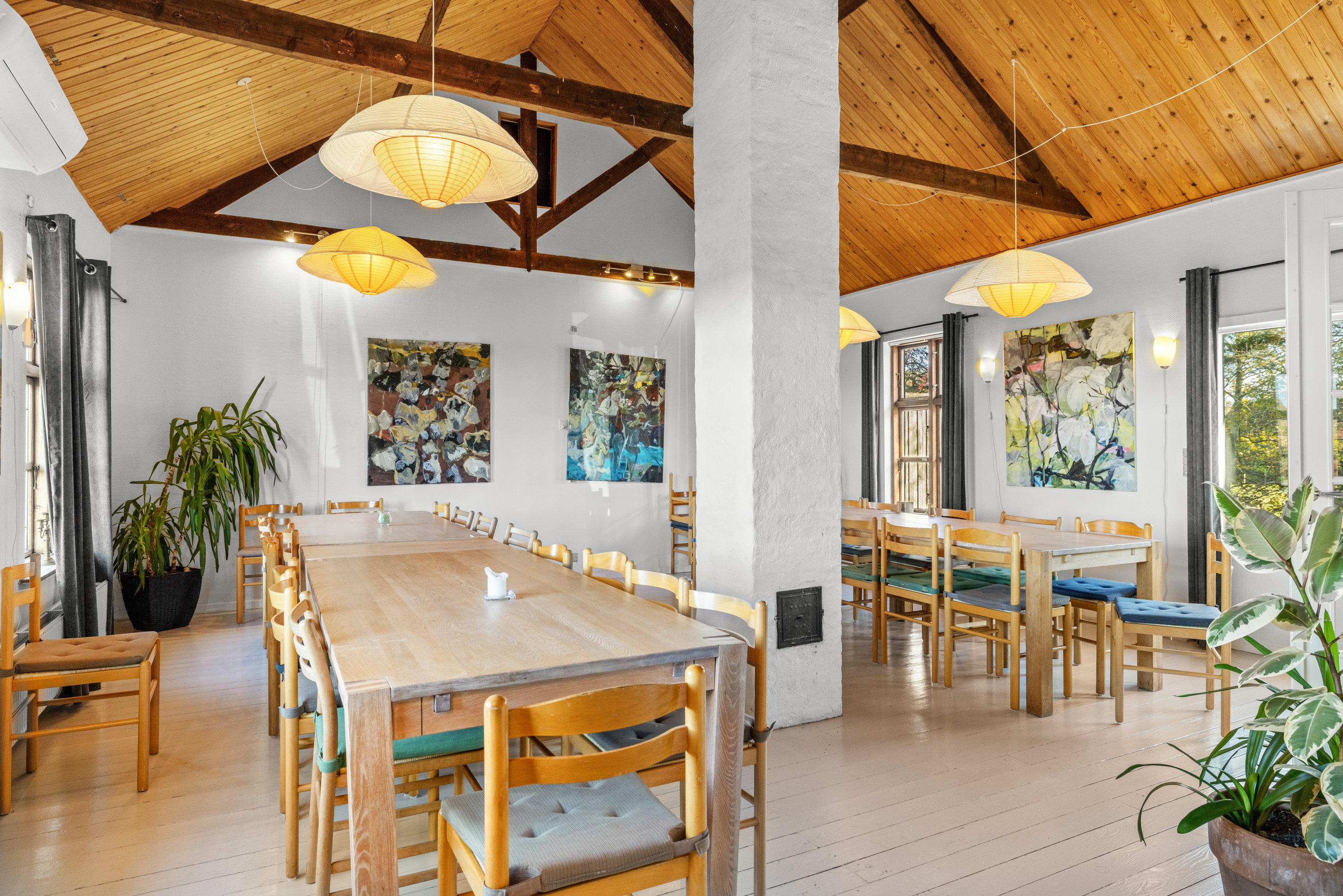 Fremhævet stue billede i fuldskærmstilstand. Billede af Frederiksbergvej 20, Pejrup, 5600 Faaborg