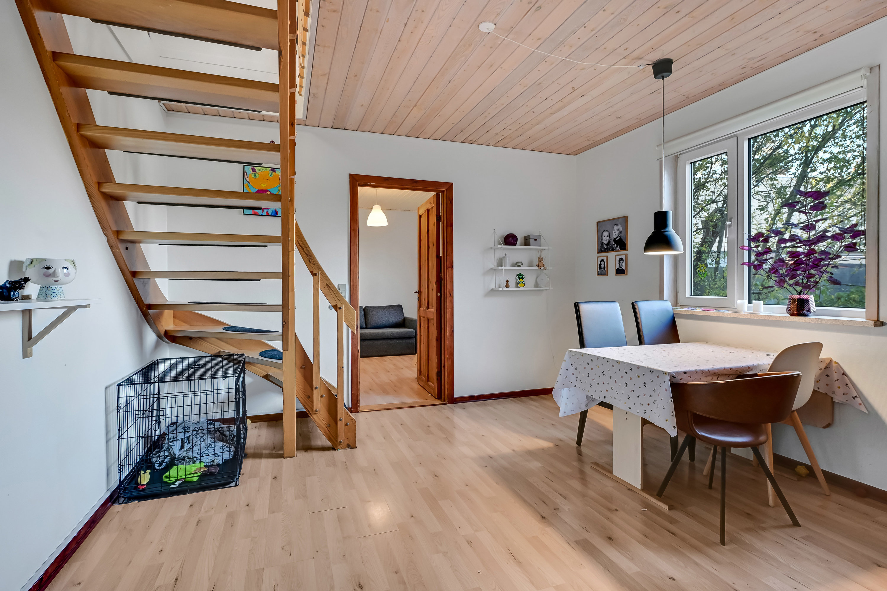 Fremhævet stue billede i fuldskærmstilstand. Billede af Vestergade 2, 6840 Oksbøl