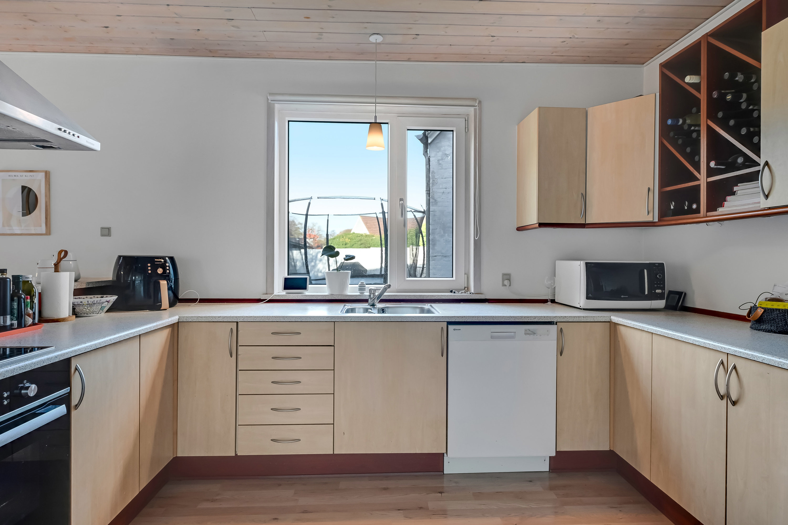 Fremhævet køkken billede i fuldskærmstilstand. Billede af Vestergade 2, 6840 Oksbøl