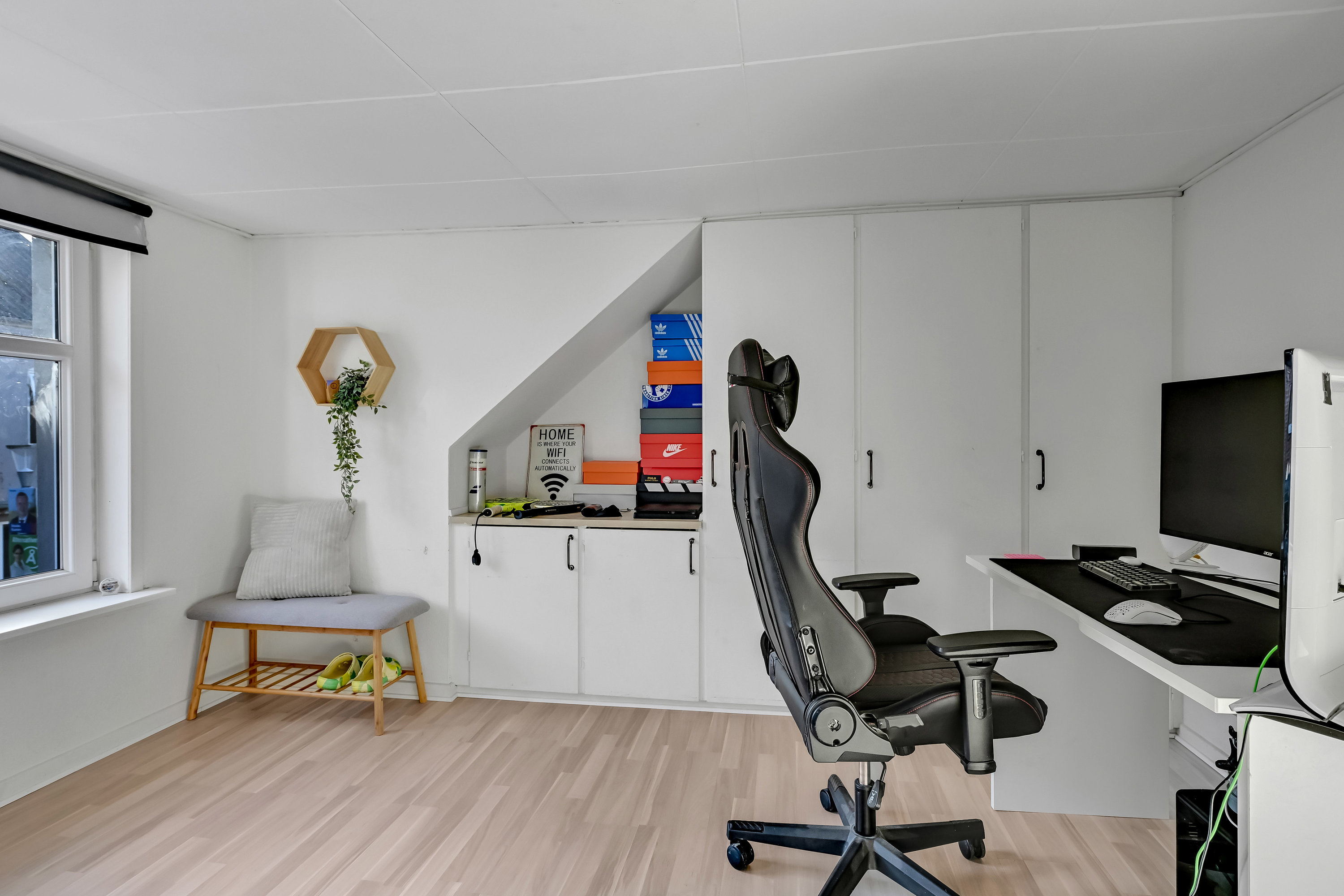 Fremhævet værelse billede i fuldskærmstilstand. Billede af Vestergade 2, 6840 Oksbøl