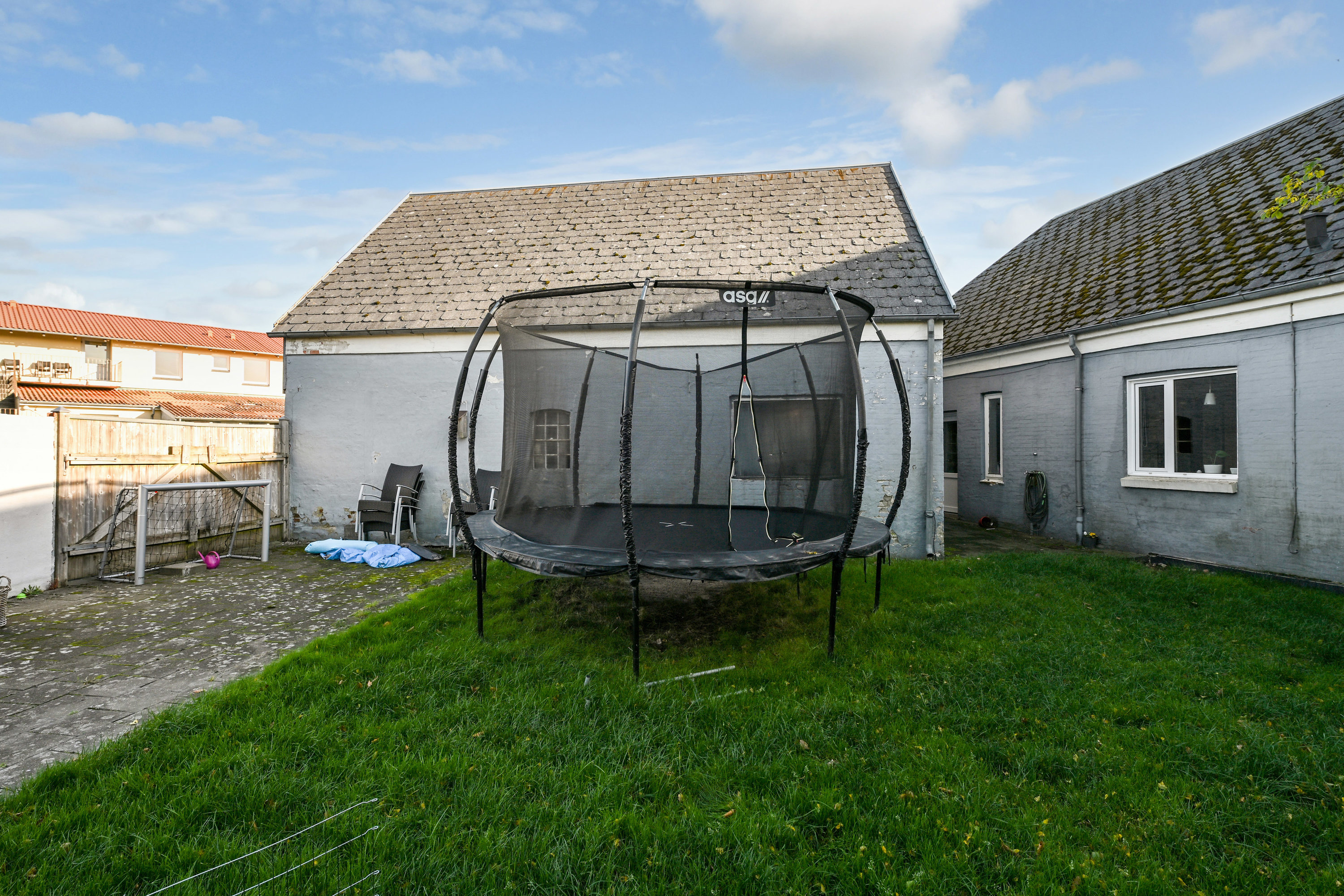 Fremhævet ejendommen billede i fuldskærmstilstand. Billede af Vestergade 2, 6840 Oksbøl