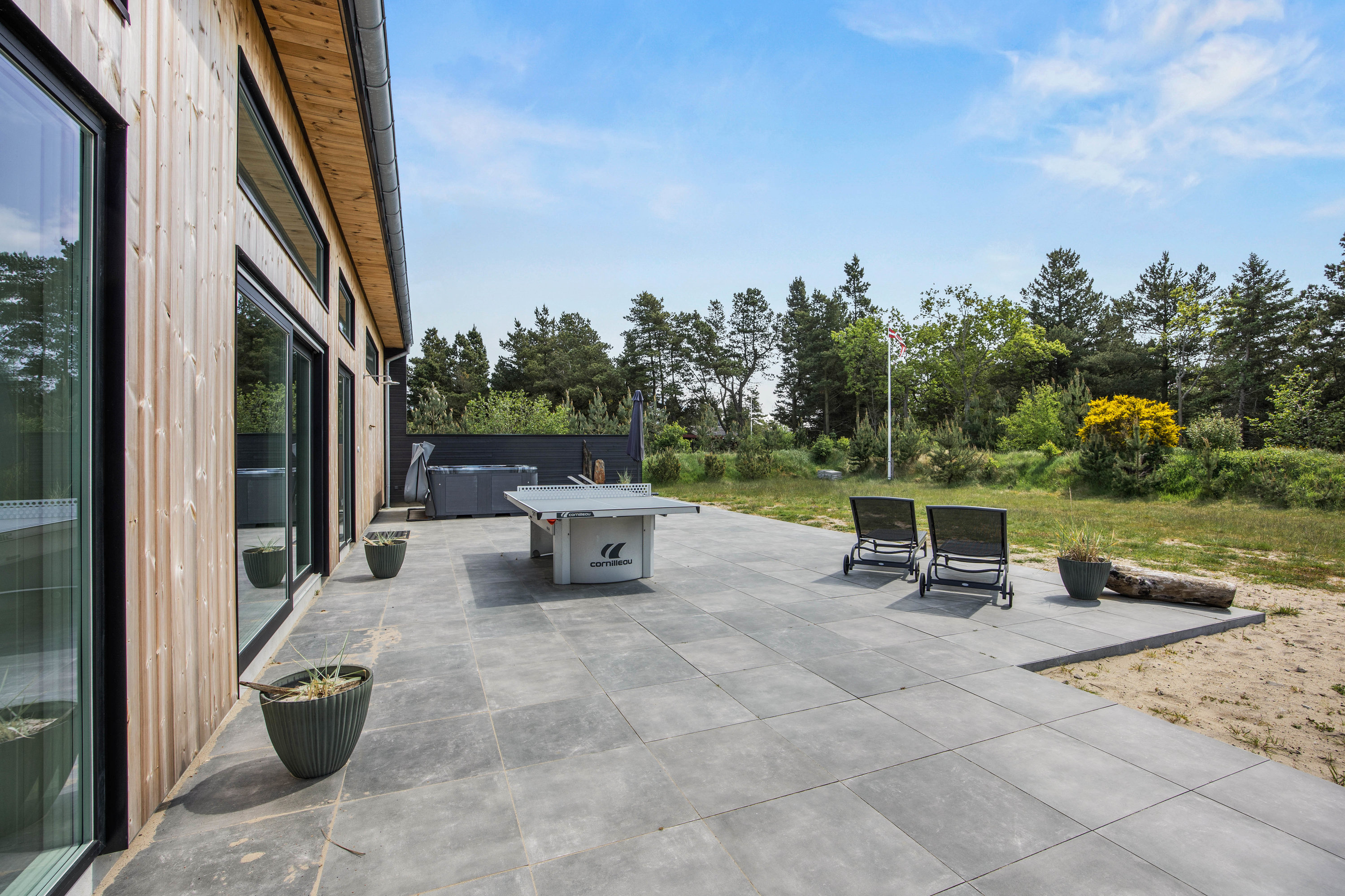 Fremhævet  billede i fuldskærmstilstand. Billede af Fynsland 26, 6857 Blåvand