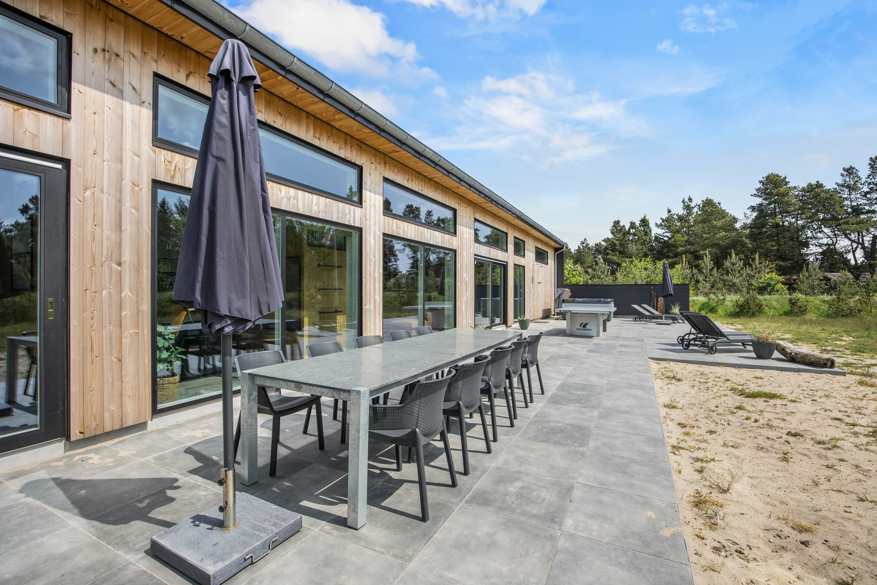 Fremhævet  billede i fuldskærmstilstand. Billede af Fynsland 26, 6857 Blåvand