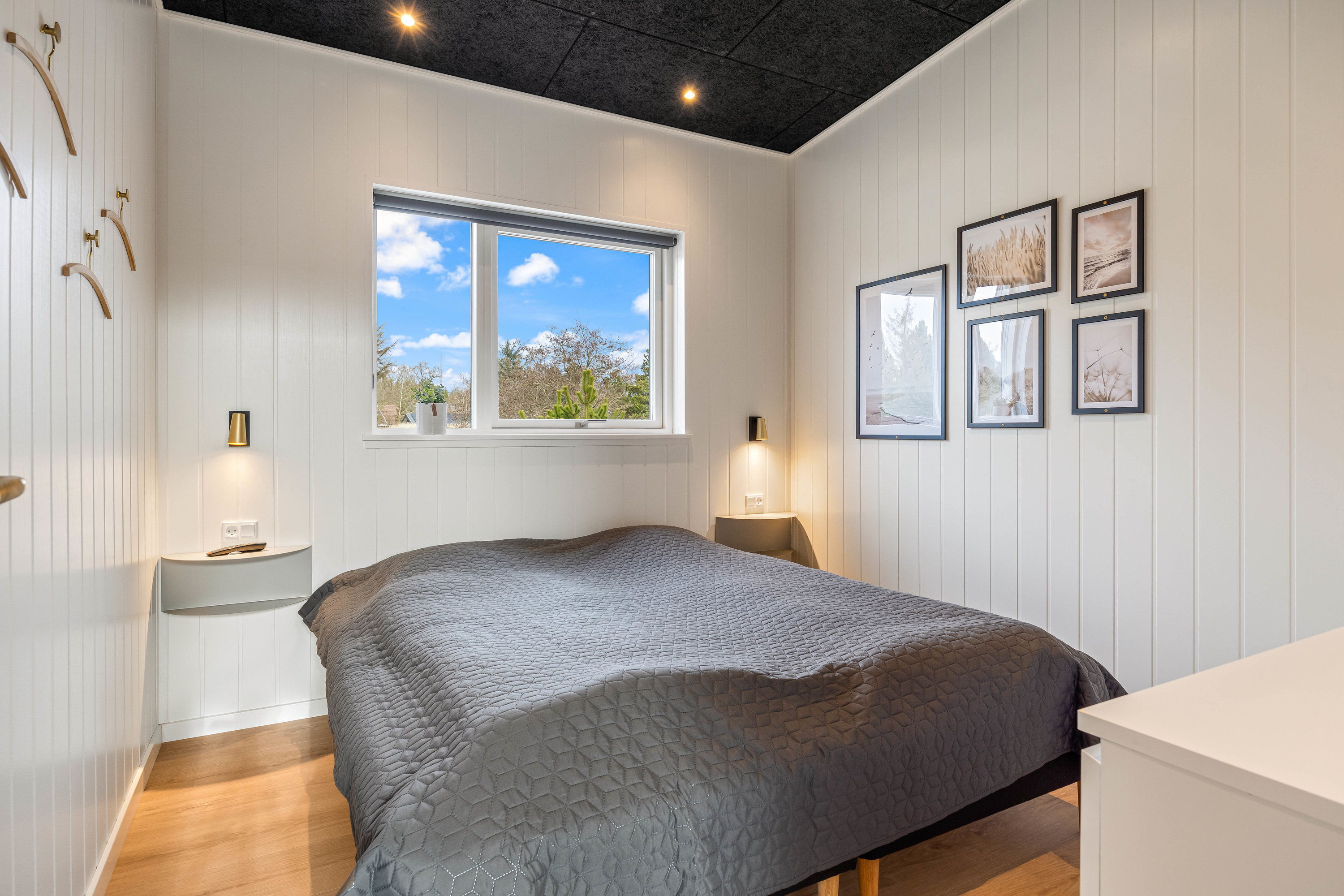 Fremhævet  billede i fuldskærmstilstand. Billede af Fynsland 26, 6857 Blåvand