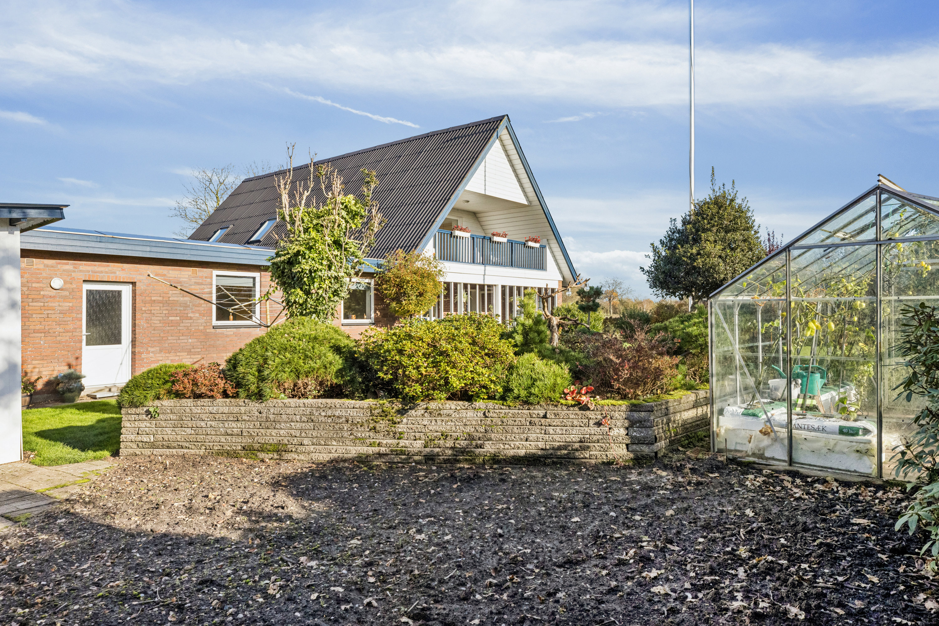 Fremhævet have billede i fuldskærmstilstand. Billede af Hølleskovvej 1, Spandet, 6760 Ribe