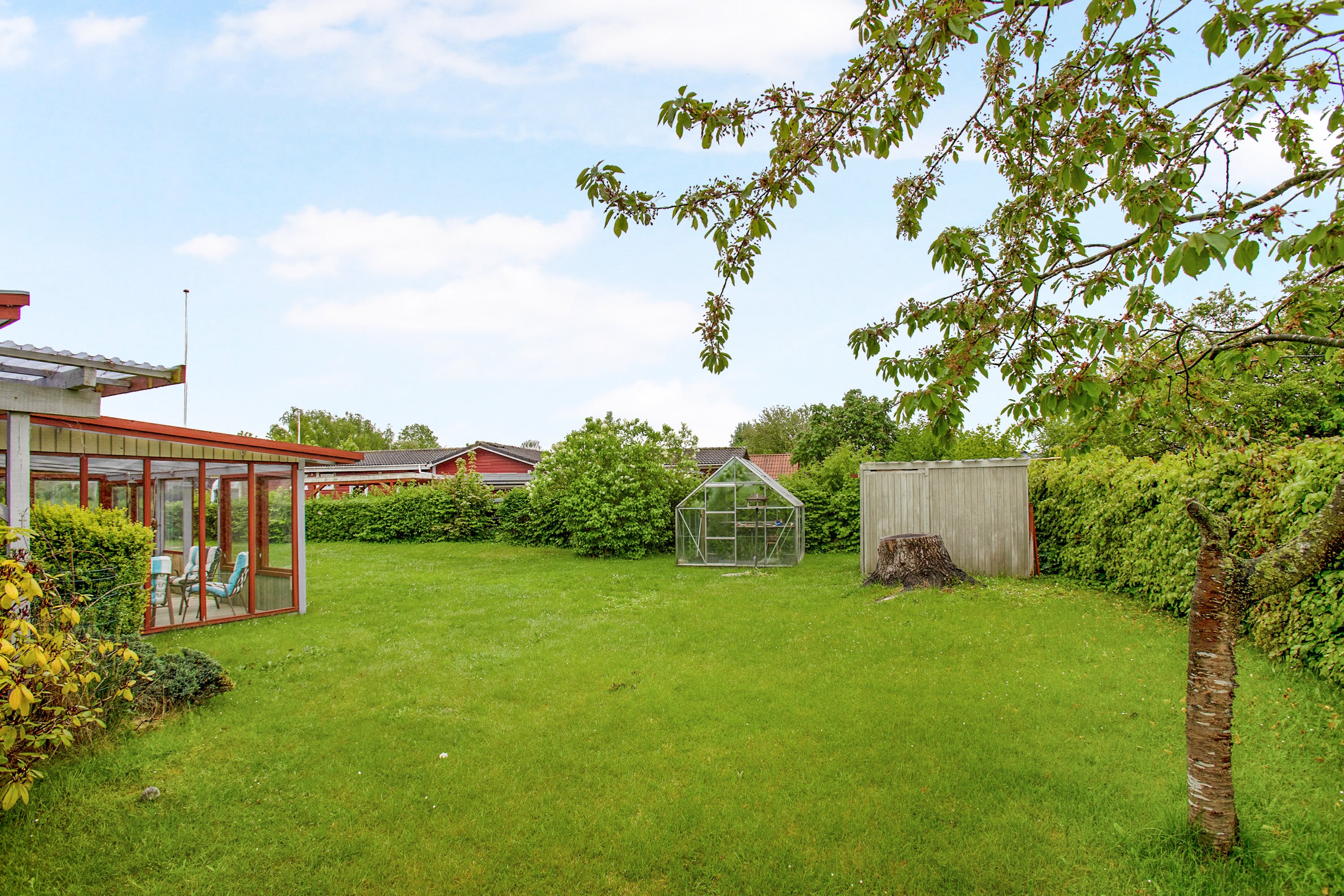Fremhævet have billede i fuldskærmstilstand. Billede af Engblommevej 5, 4040 Jyllinge