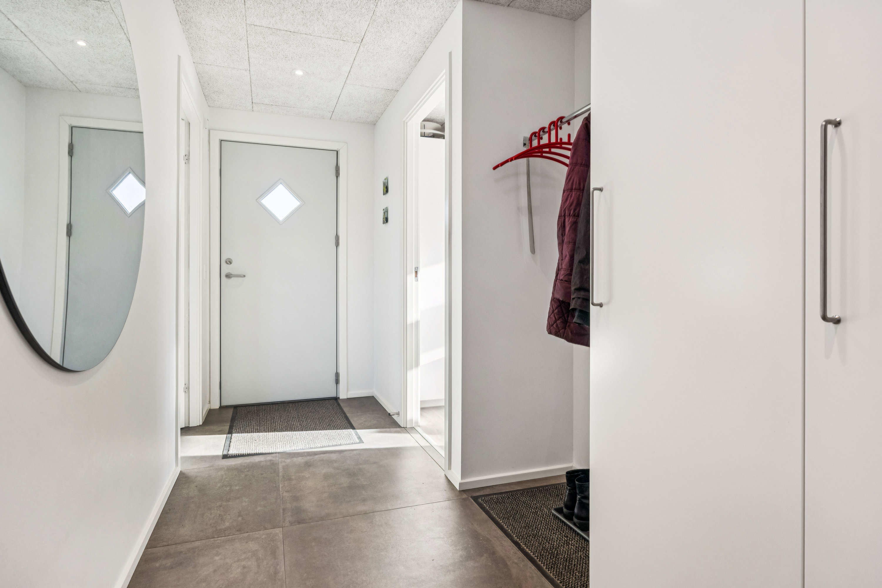 Fremhævet entré billede i fuldskærmstilstand. Billede af Tulipanvej 11, 9310 Vodskov