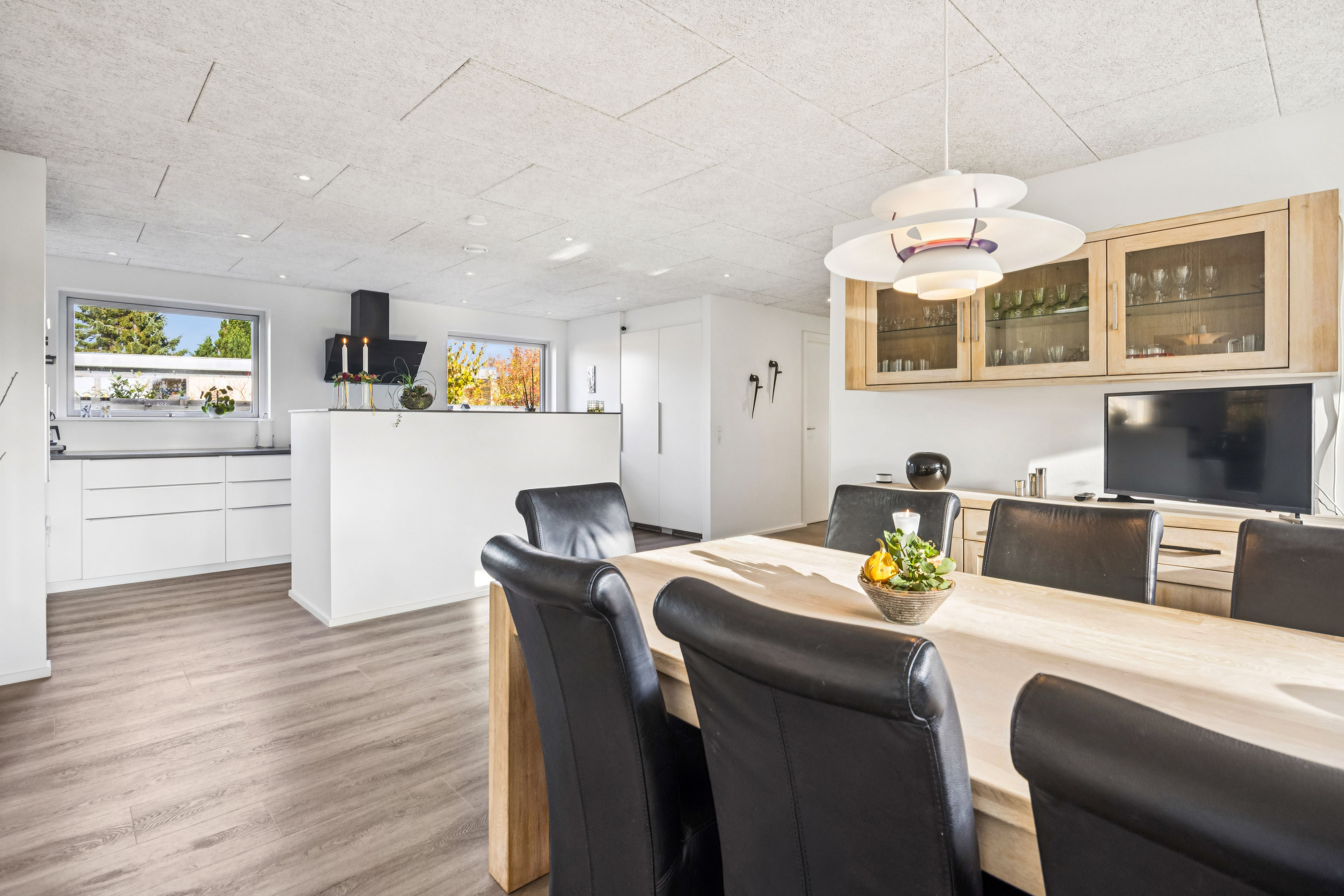 Fremhævet køkken billede i fuldskærmstilstand. Billede af Tulipanvej 11, 9310 Vodskov