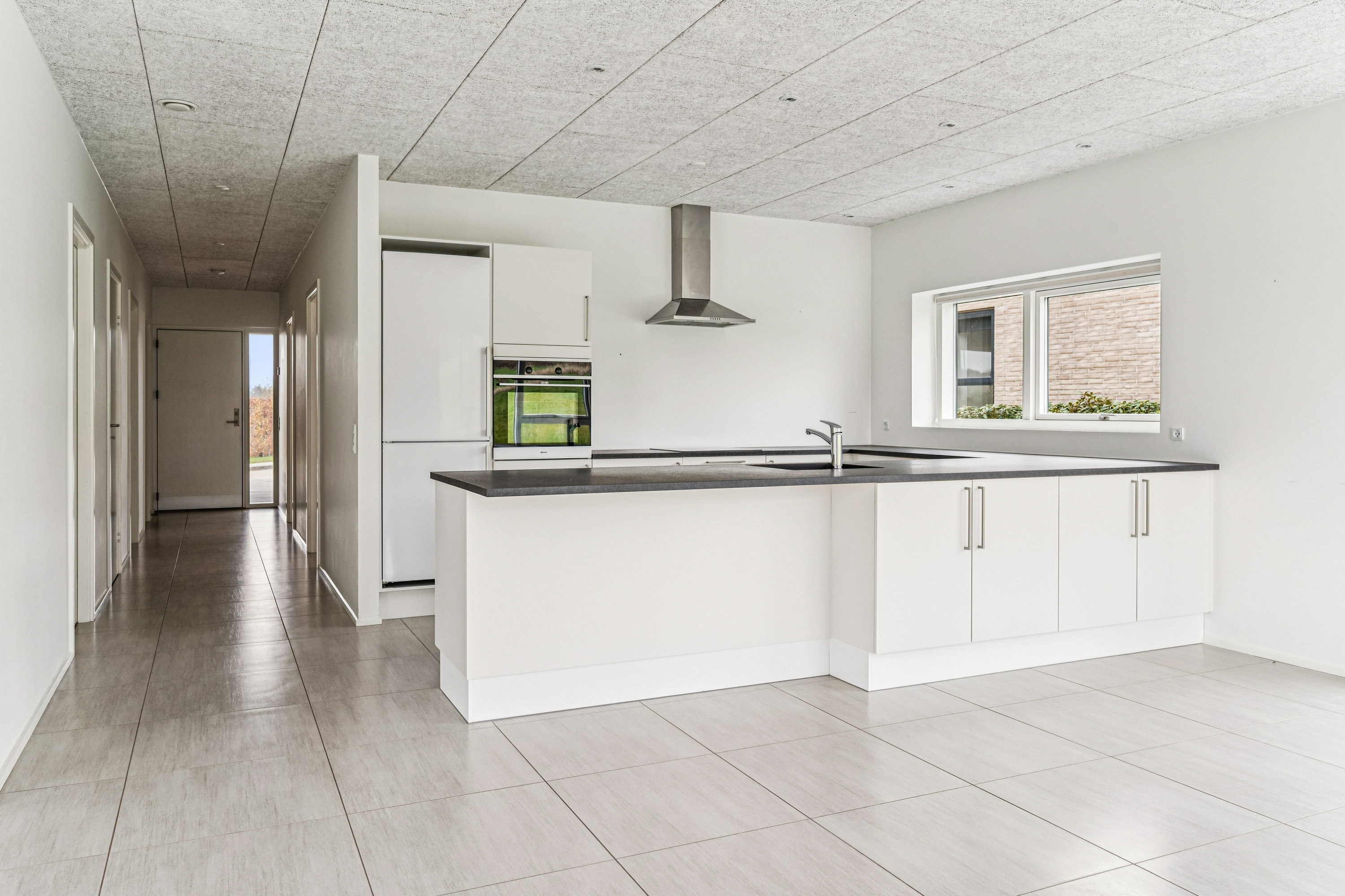 Fremhævet køkken billede i fuldskærmstilstand. Billede af Holmebakken 26, 8382 Hinnerup