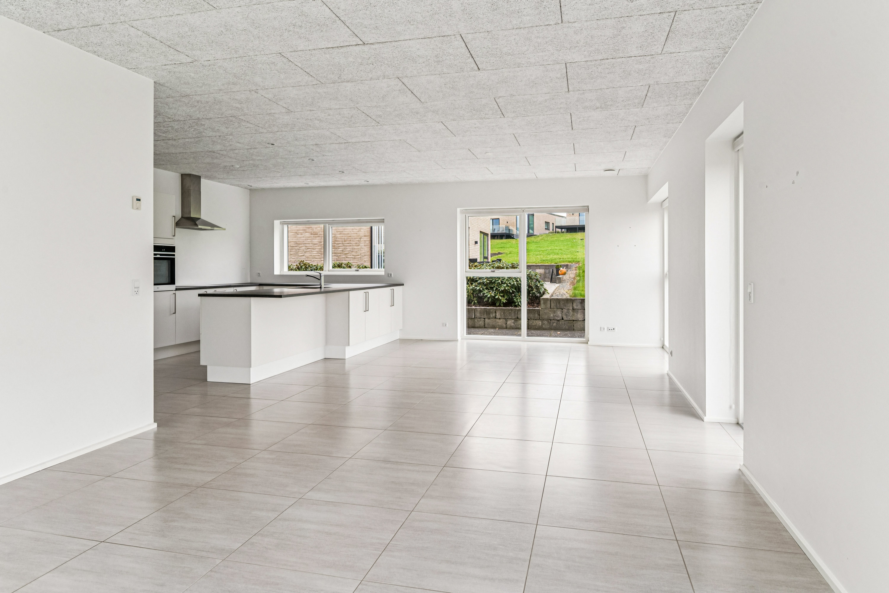 Fremhævet køkken billede i fuldskærmstilstand. Billede af Holmebakken 26, 8382 Hinnerup