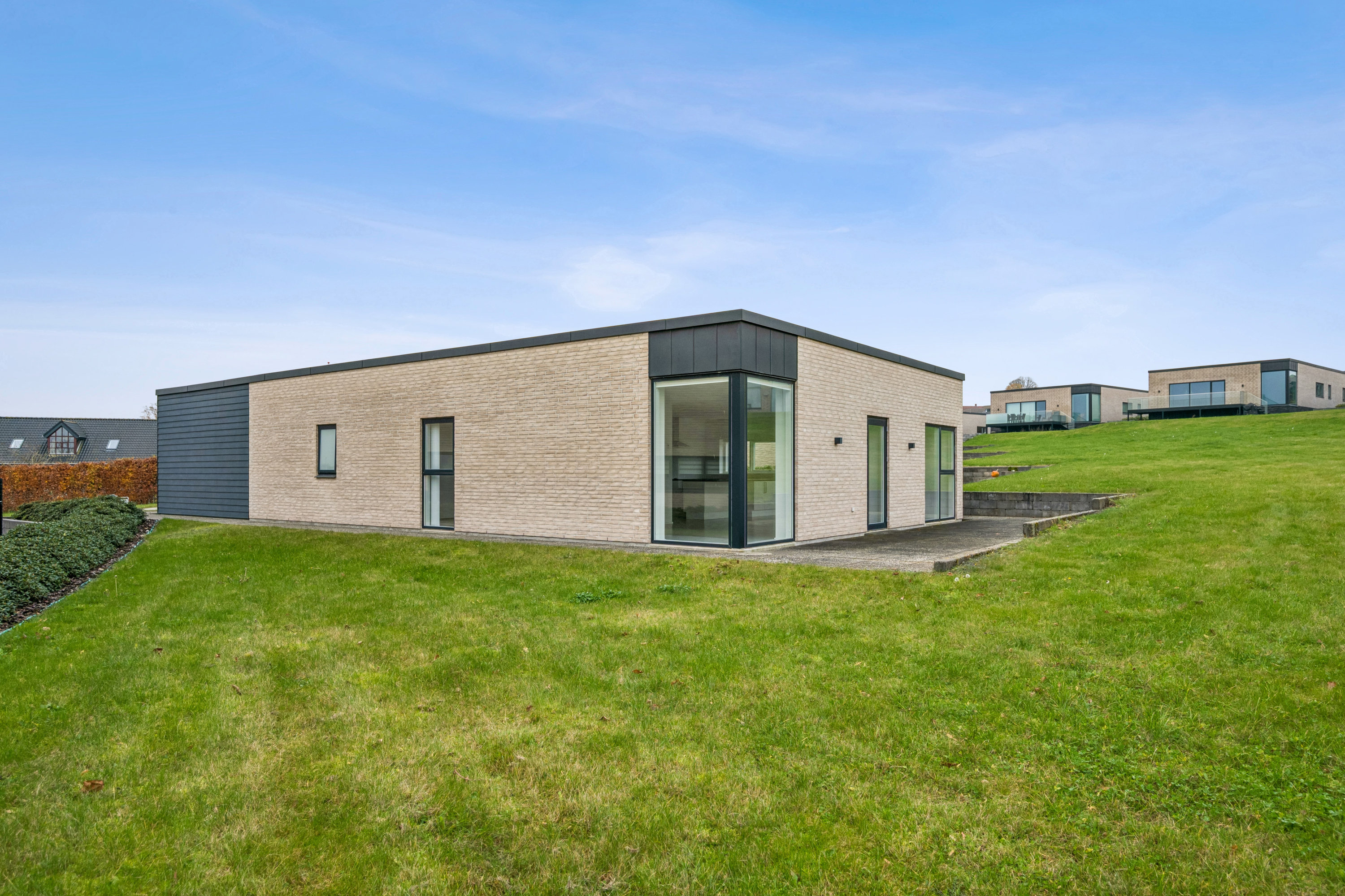 Fremhævet andet billede i fuldskærmstilstand. Billede af Holmebakken 26, 8382 Hinnerup