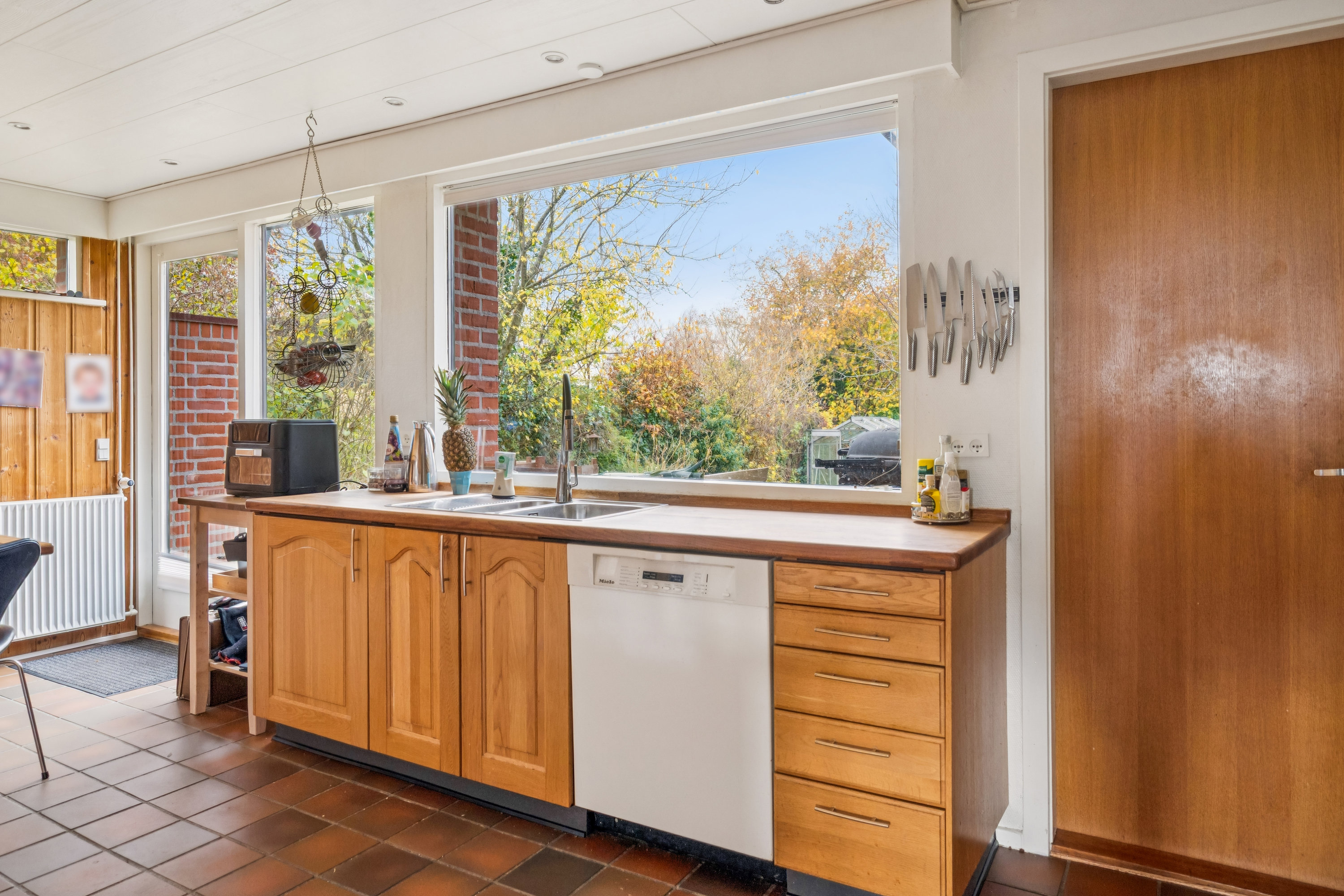 Fremhævet køkken billede i fuldskærmstilstand. Billede af Strandbyvej 30, 8240 Risskov