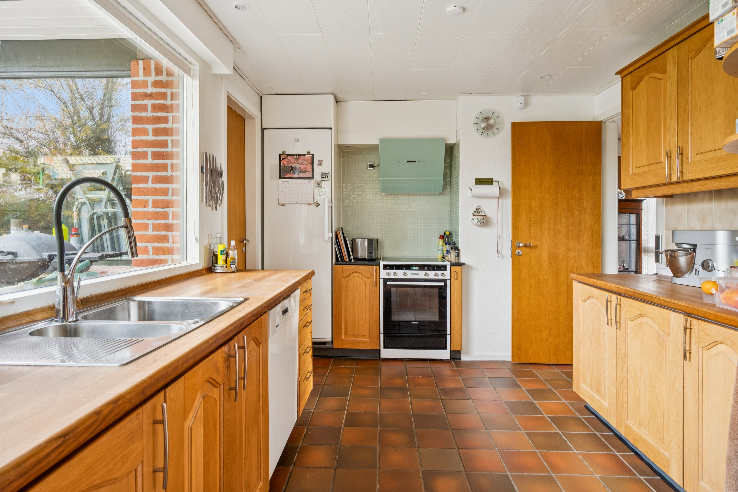 Miniaturebillede 2: køkken. Billede af Strandbyvej 30, 8240 Risskov