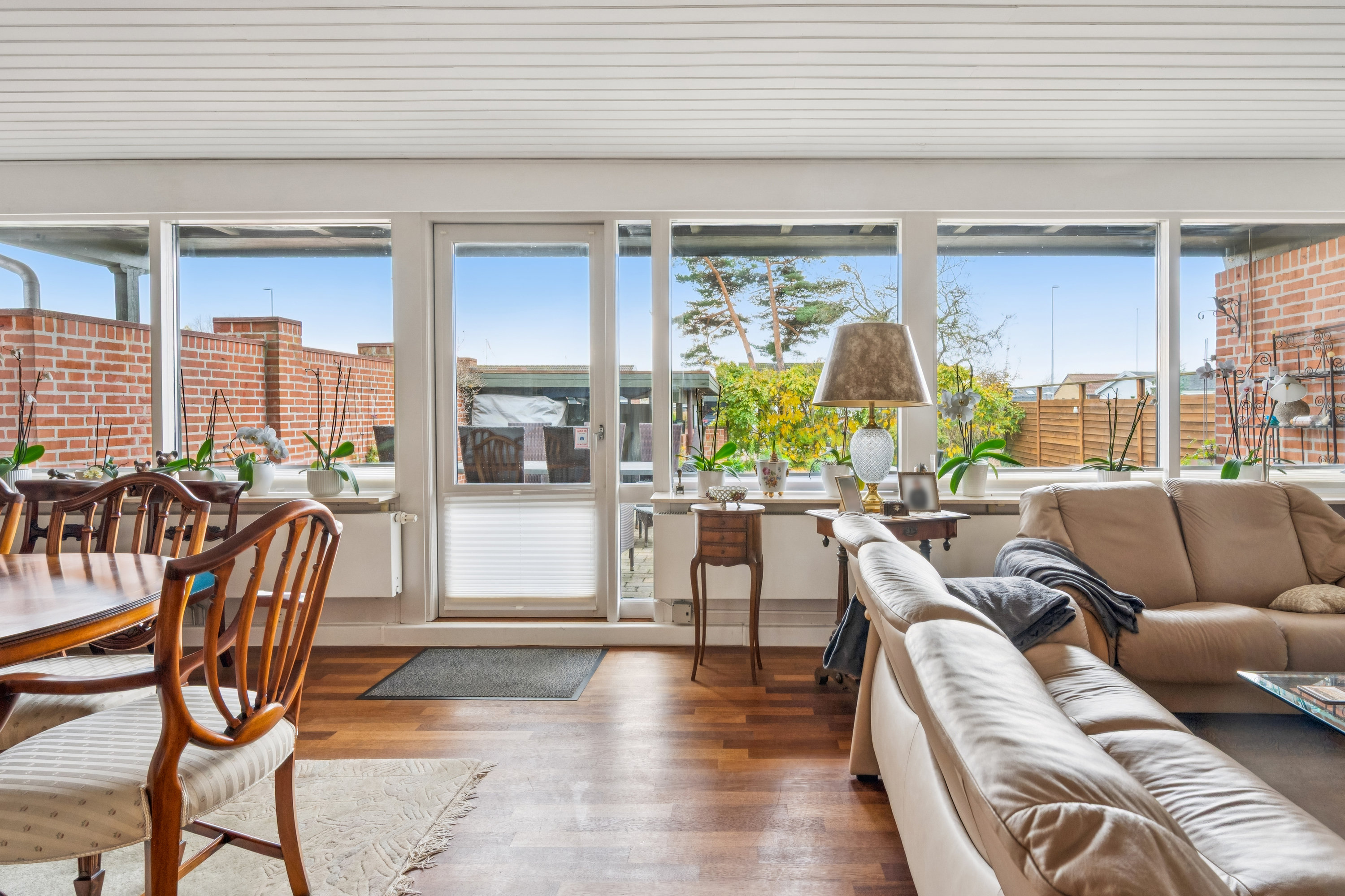 Fremhævet stue billede i fuldskærmstilstand. Billede af Strandbyvej 30, 8240 Risskov