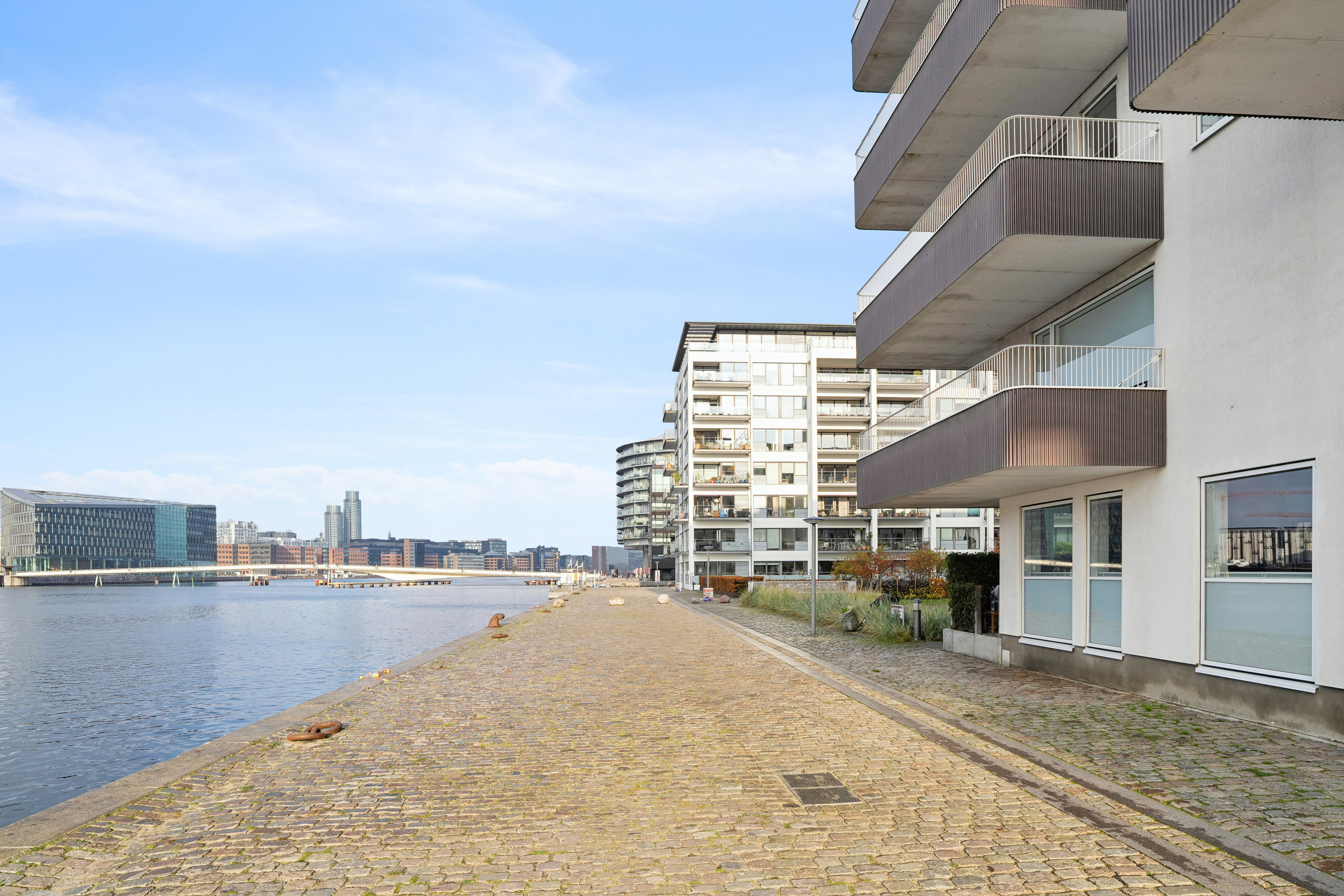 Fremhævet udendørs billede i fuldskærmstilstand. Billede af Islands Brygge 36C, st.. 3., 2300 København S