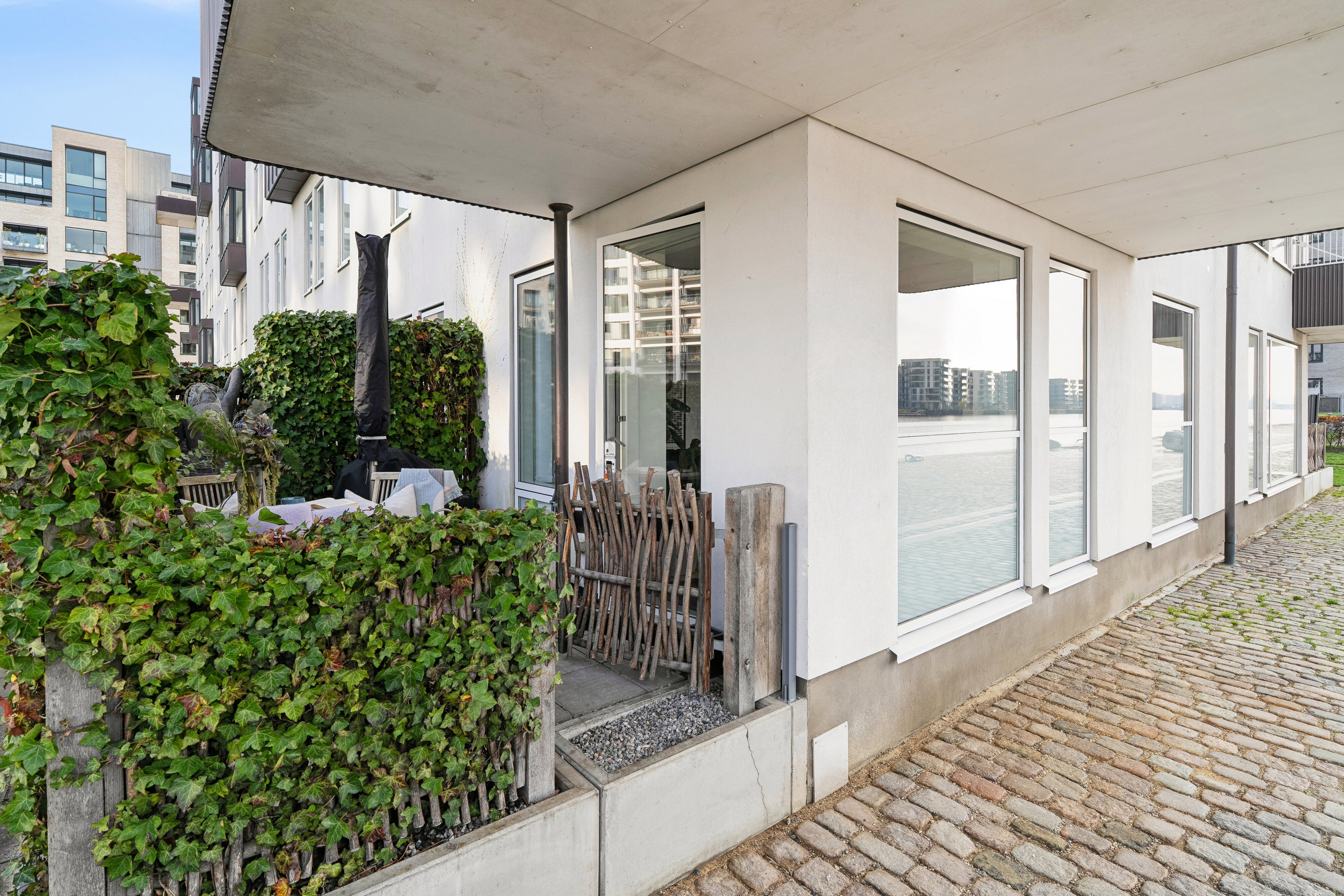 Fremhævet udendørs billede i fuldskærmstilstand. Billede af Islands Brygge 36C, st.. 3., 2300 København S