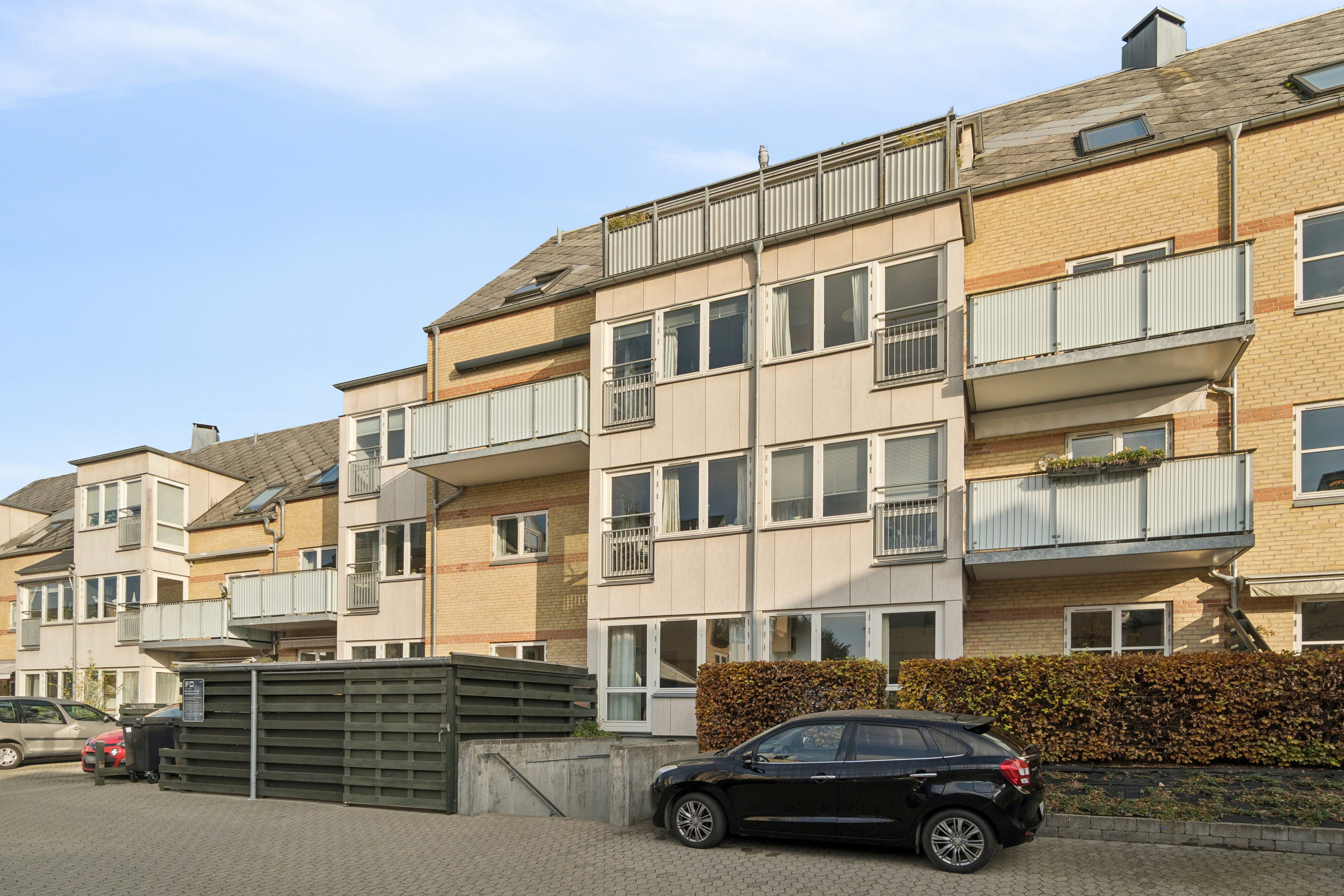 Fremhævet facade, mod gård billede i fuldskærmstilstand. Billede af Grønnegade 25, st.. mf., 4700 Næstved