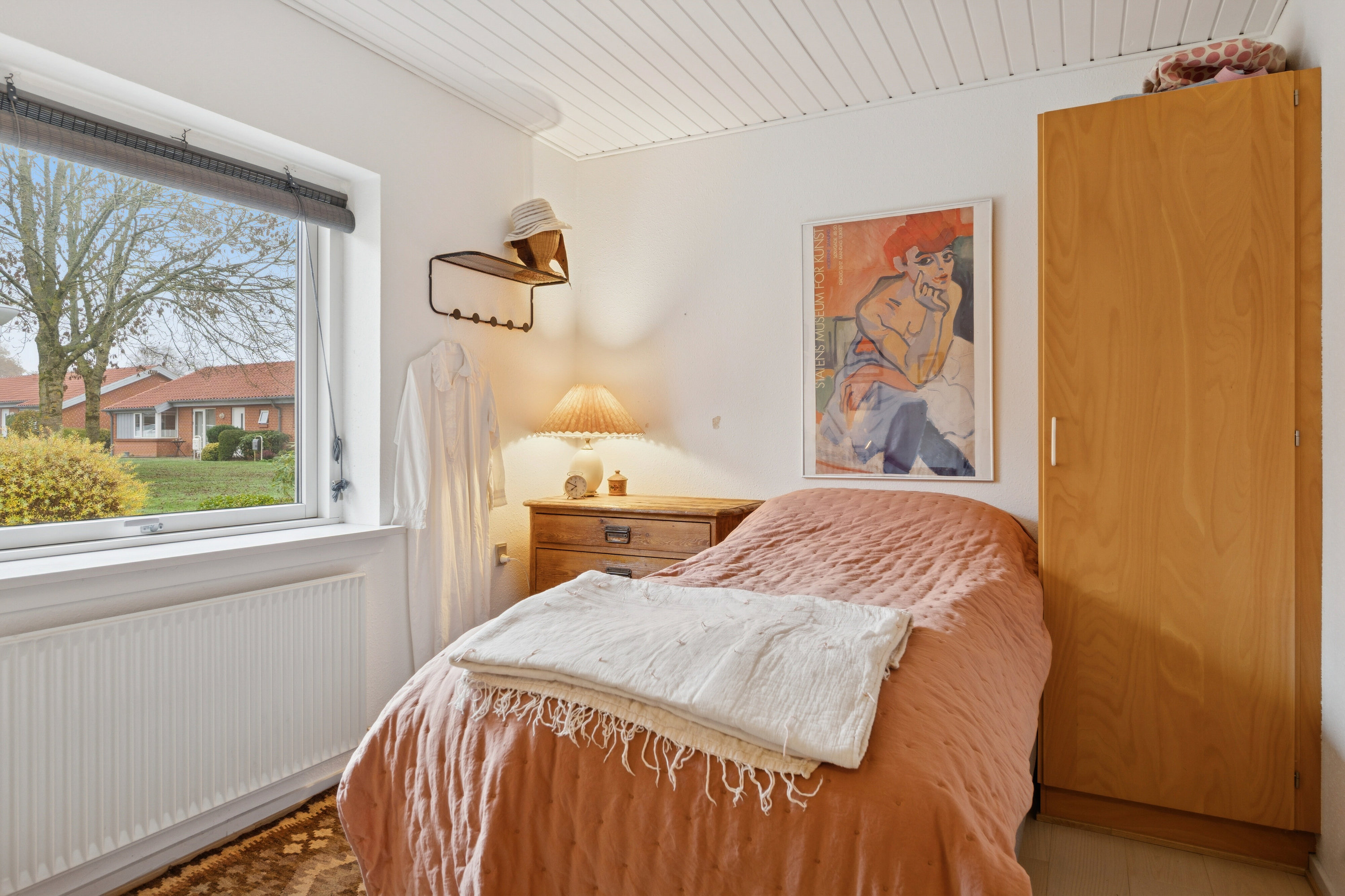 Fremhævet soveværelse billede i fuldskærmstilstand. Billede af Jørgen Kroghs Vej 80, 7430 Ikast