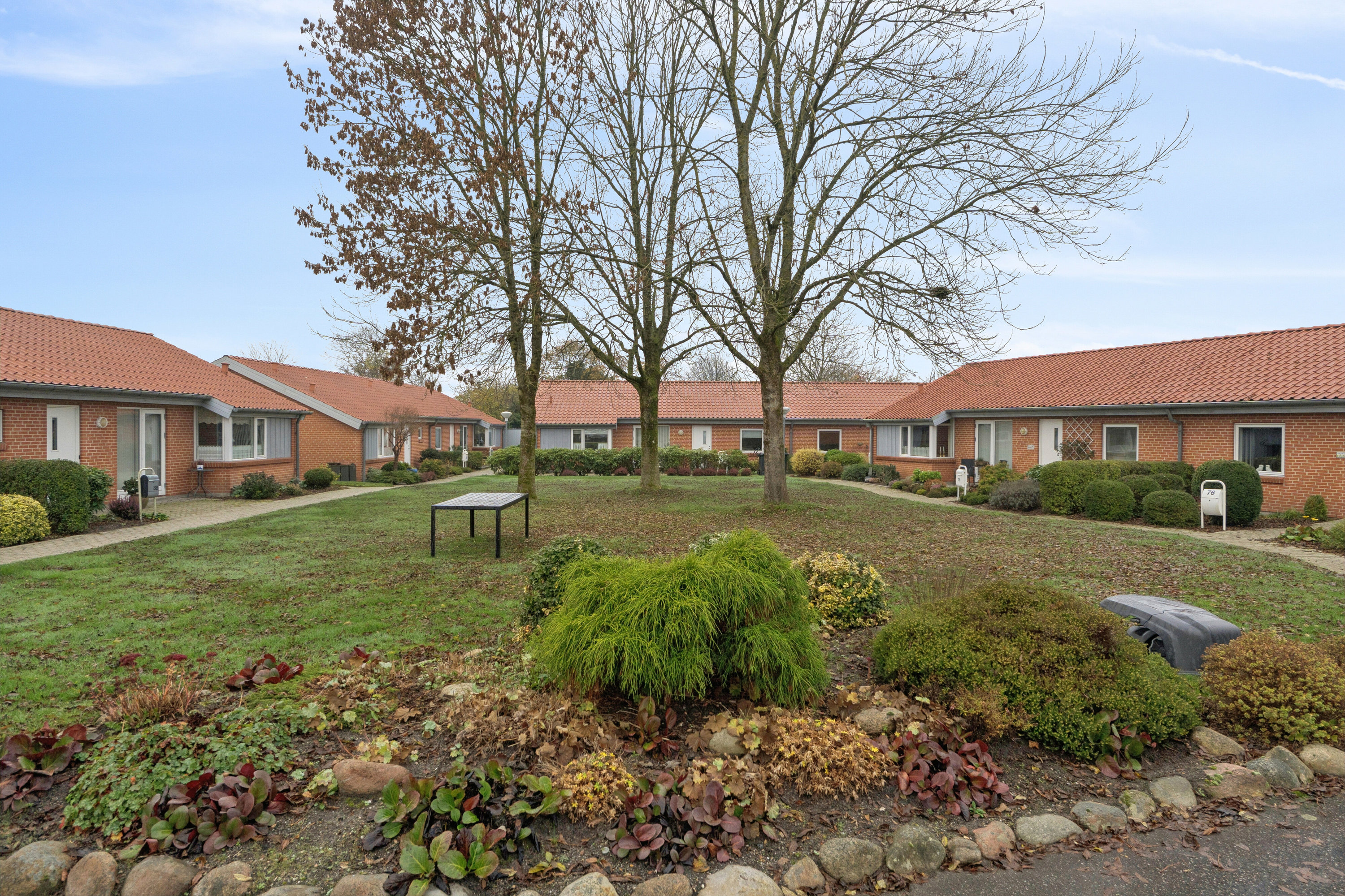 Fremhævet set fra vejen billede i fuldskærmstilstand. Billede af Jørgen Kroghs Vej 80, 7430 Ikast