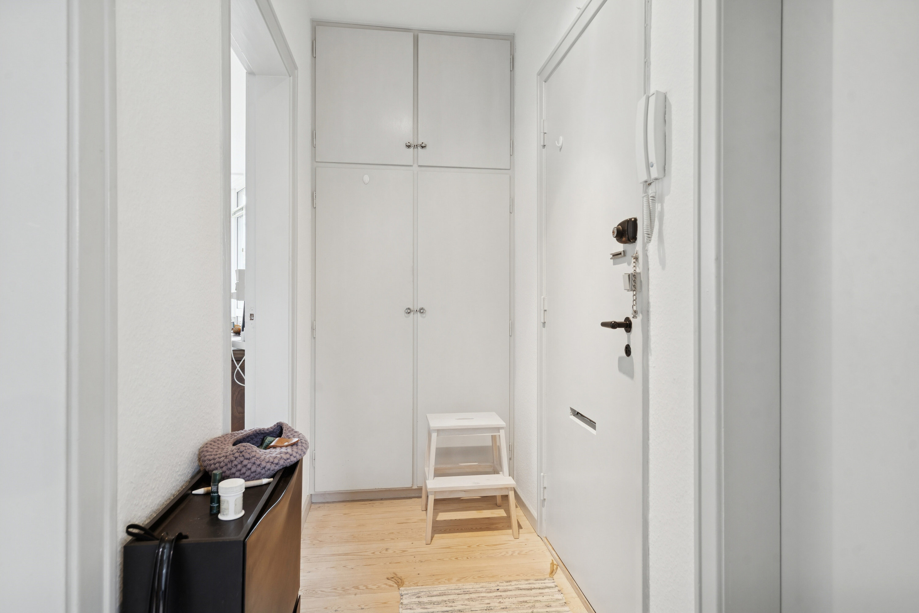 Fremhævet gang billede i fuldskærmstilstand. Billede af Østerbæksvej 14, 1. th., 5230 Odense M