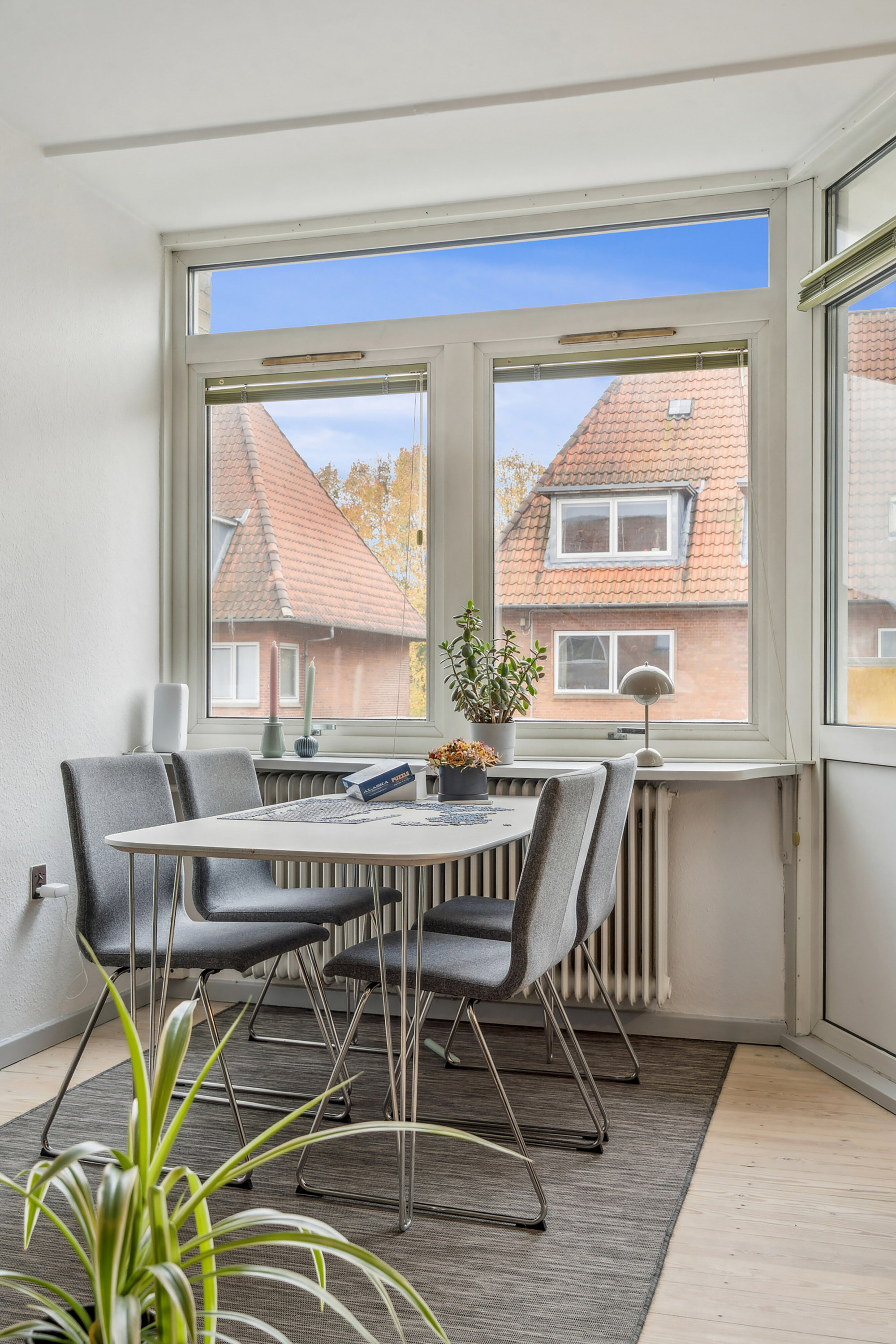 Fremhævet indendørs billede i fuldskærmstilstand. Billede af Østerbæksvej 14, 1. th., 5230 Odense M