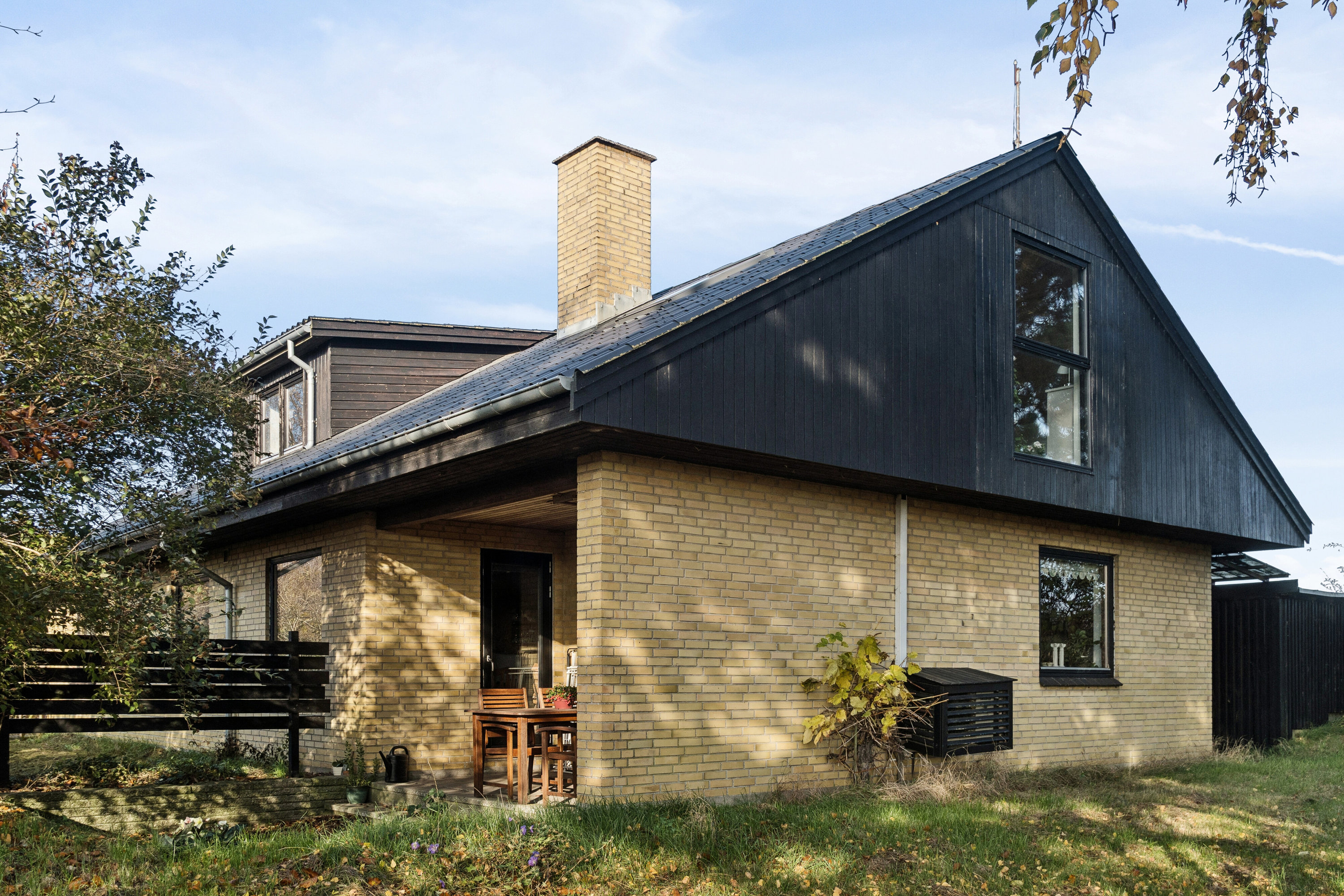 Miniaturebillede 1: set fra haven. Billede af Dyssevej 4, Bognæs, 4300 Holbæk