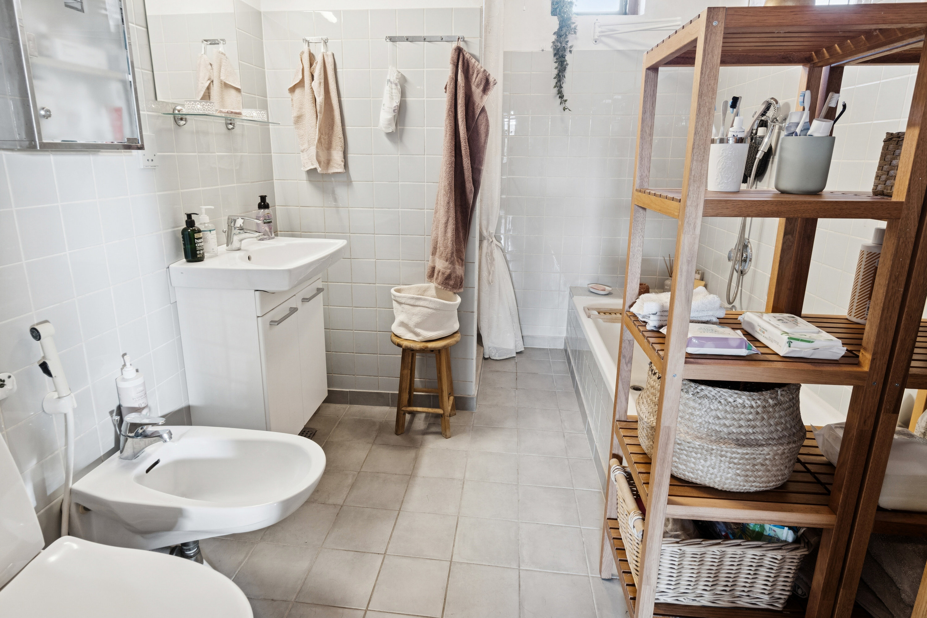 Fremhævet badeværelse billede i fuldskærmstilstand. Billede af Dyssevej 4, Bognæs, 4300 Holbæk