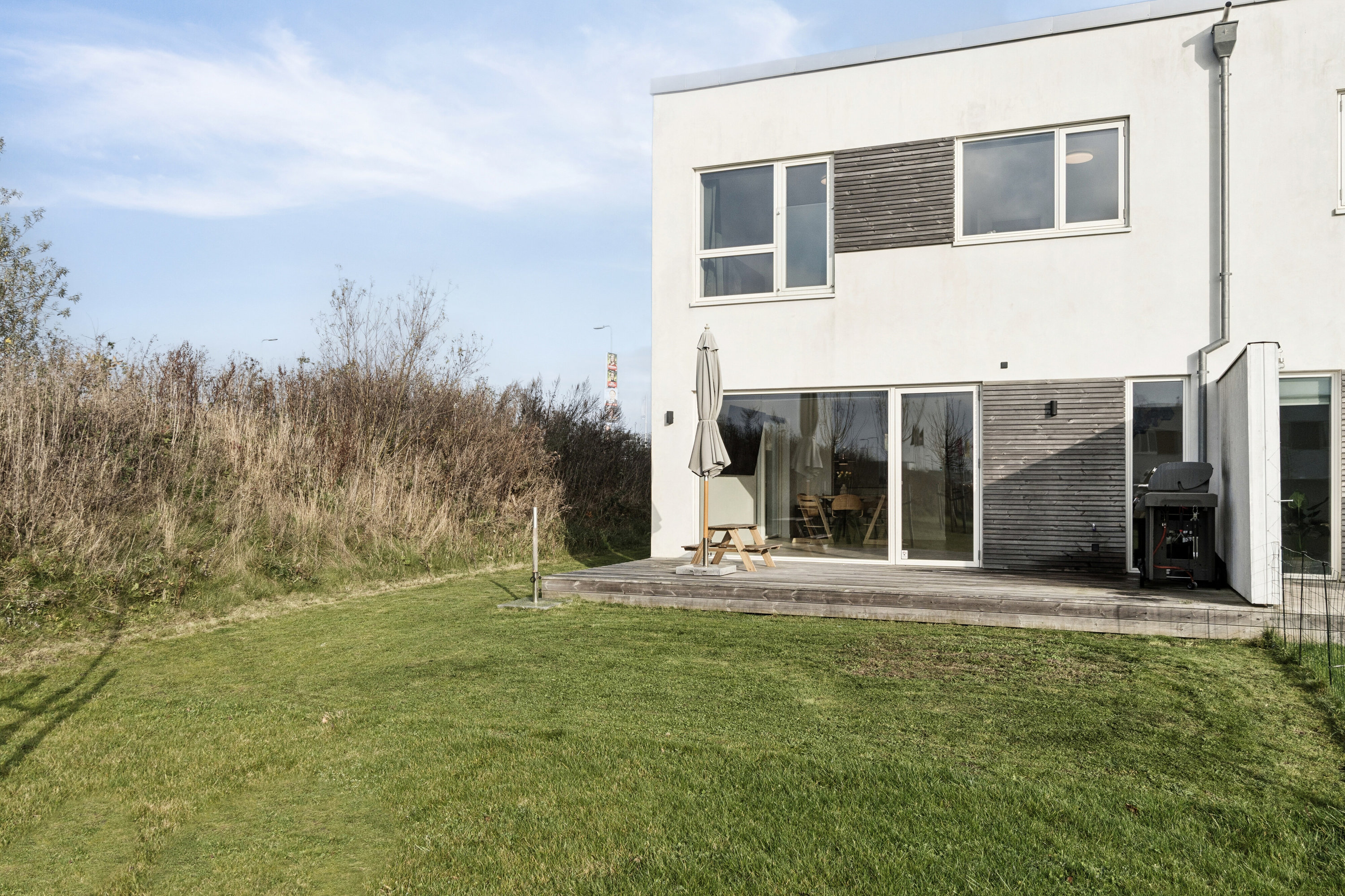 Miniaturebillede 1: set fra haven. Billede af Torpet 78, 4300 Holbæk