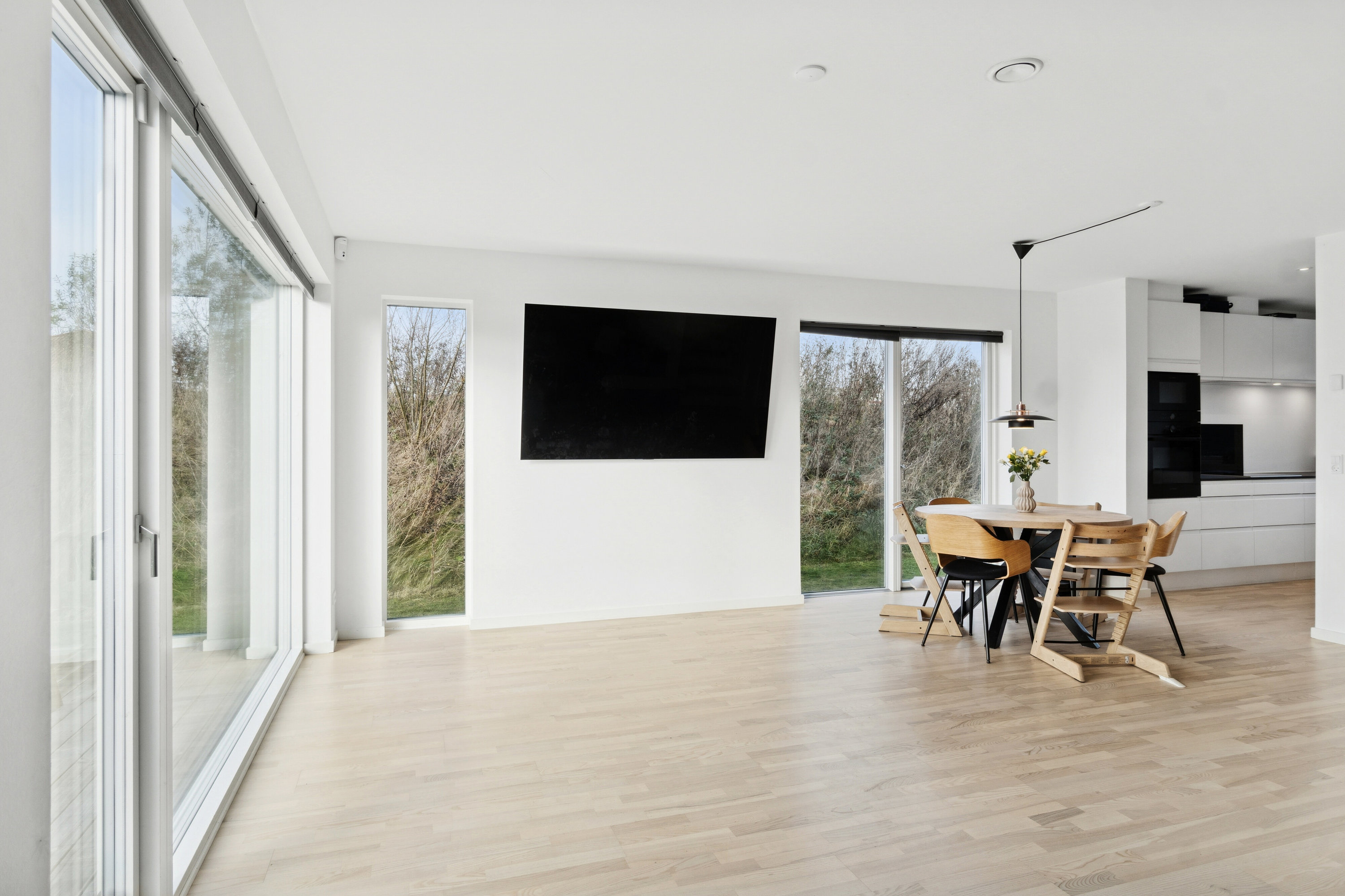 Fremhævet stue billede i fuldskærmstilstand. Billede af Torpet 78, 4300 Holbæk