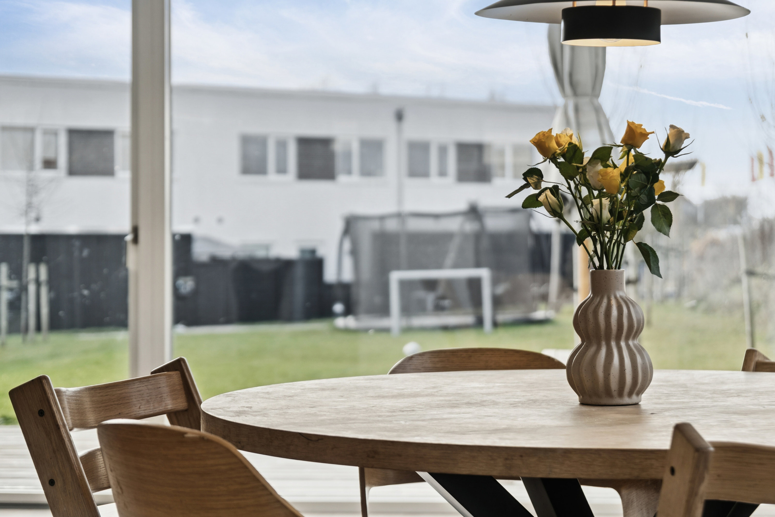 Fremhævet spisestue billede i fuldskærmstilstand. Billede af Torpet 78, 4300 Holbæk