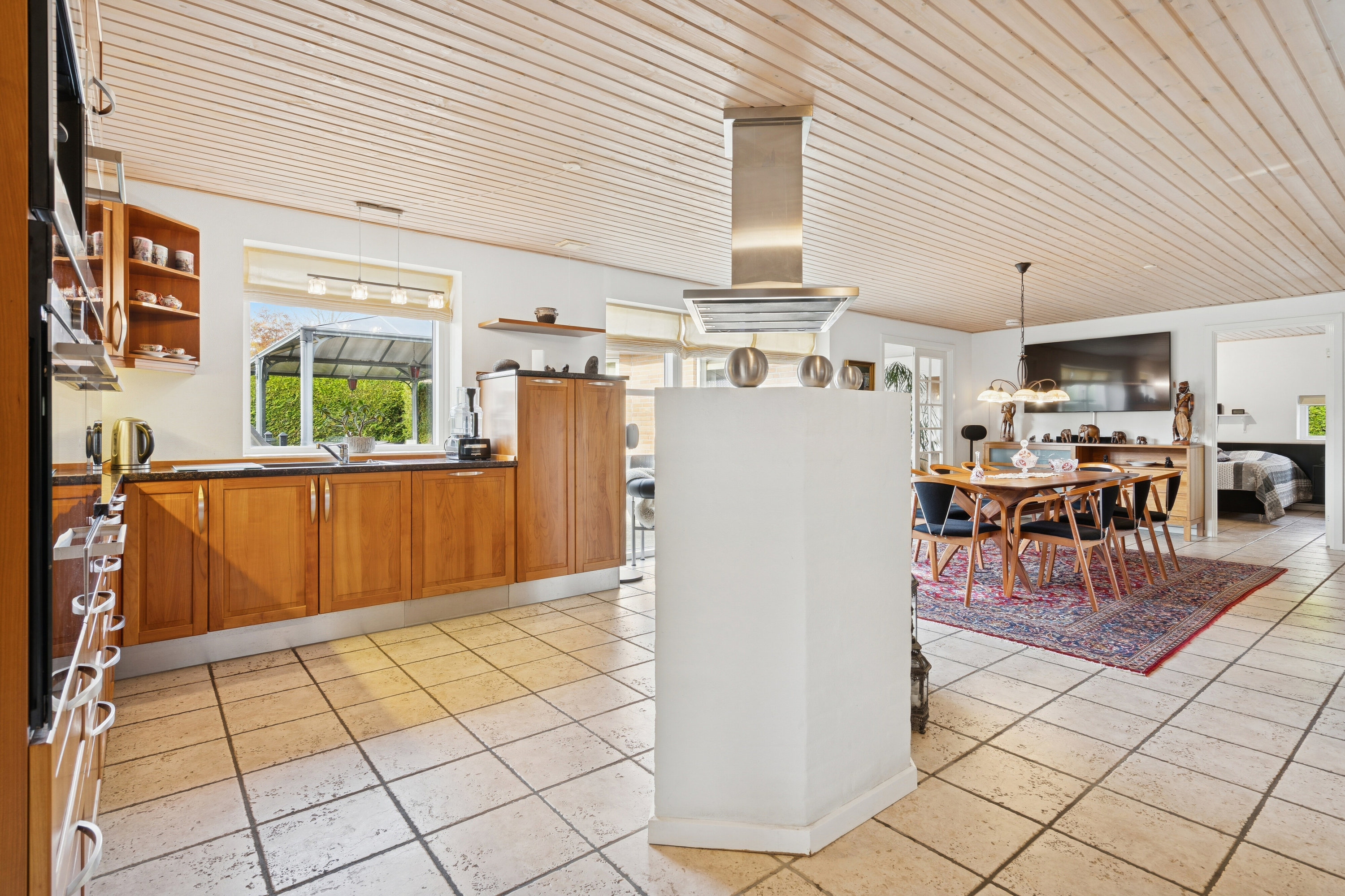 Fremhævet køkken billede i fuldskærmstilstand. Billede af Brombærvej 25, 4654 Faxe Ladeplads