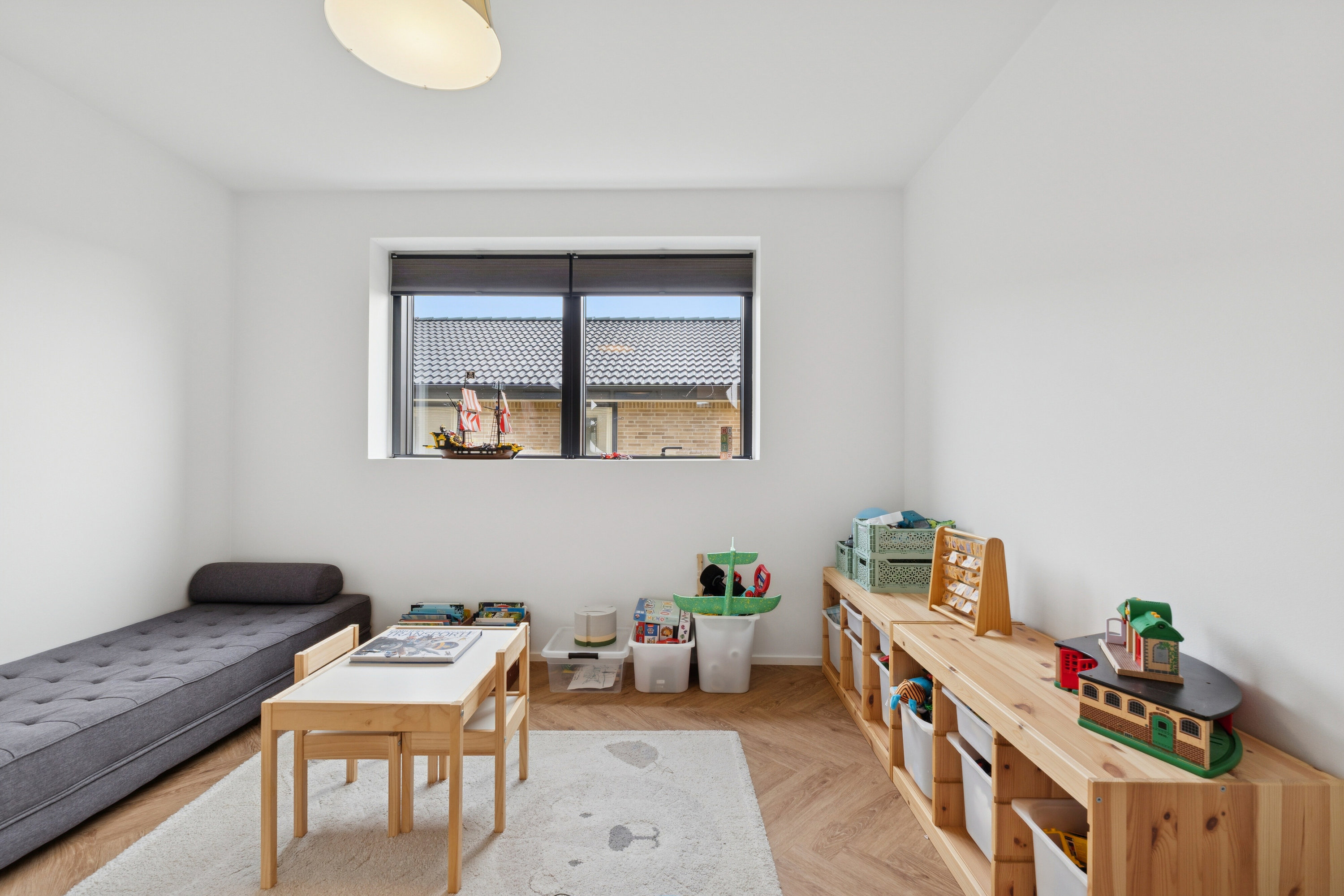 Fremhævet børneværelse billede i fuldskærmstilstand. Billede af Karen Billes Vej 45, 5700 Svendborg