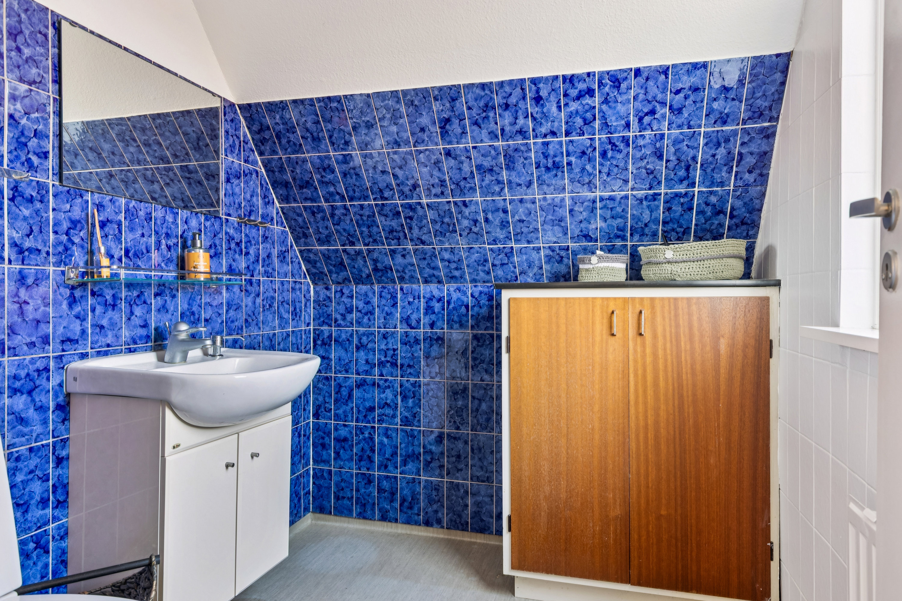 Fremhævet toilet billede i fuldskærmstilstand. Billede af Solholmsvej 5A, 4520 Svinninge