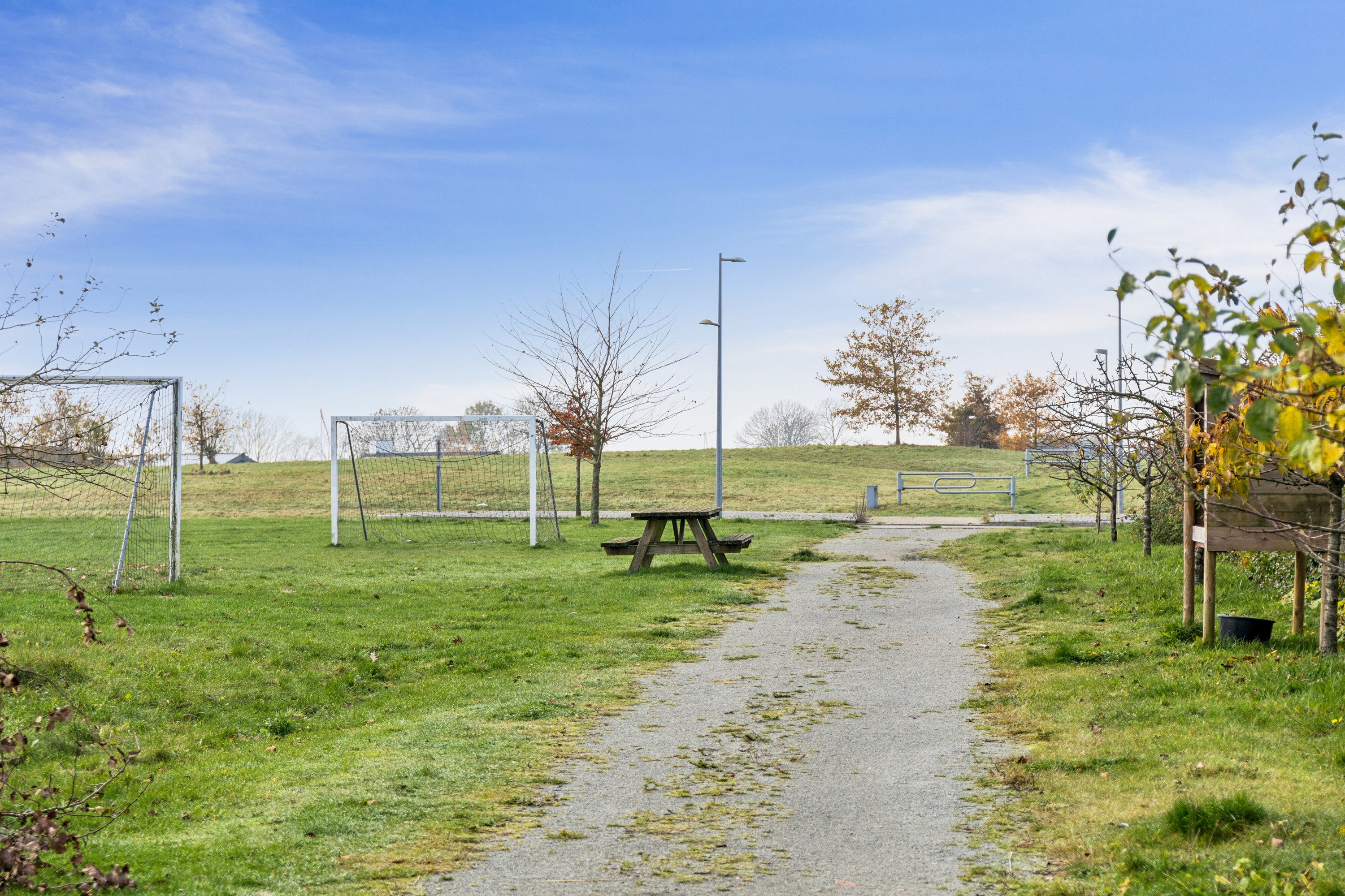 Fremhævet udendørs billede i fuldskærmstilstand. Billede af Karen Billes Vej 45, 5700 Svendborg