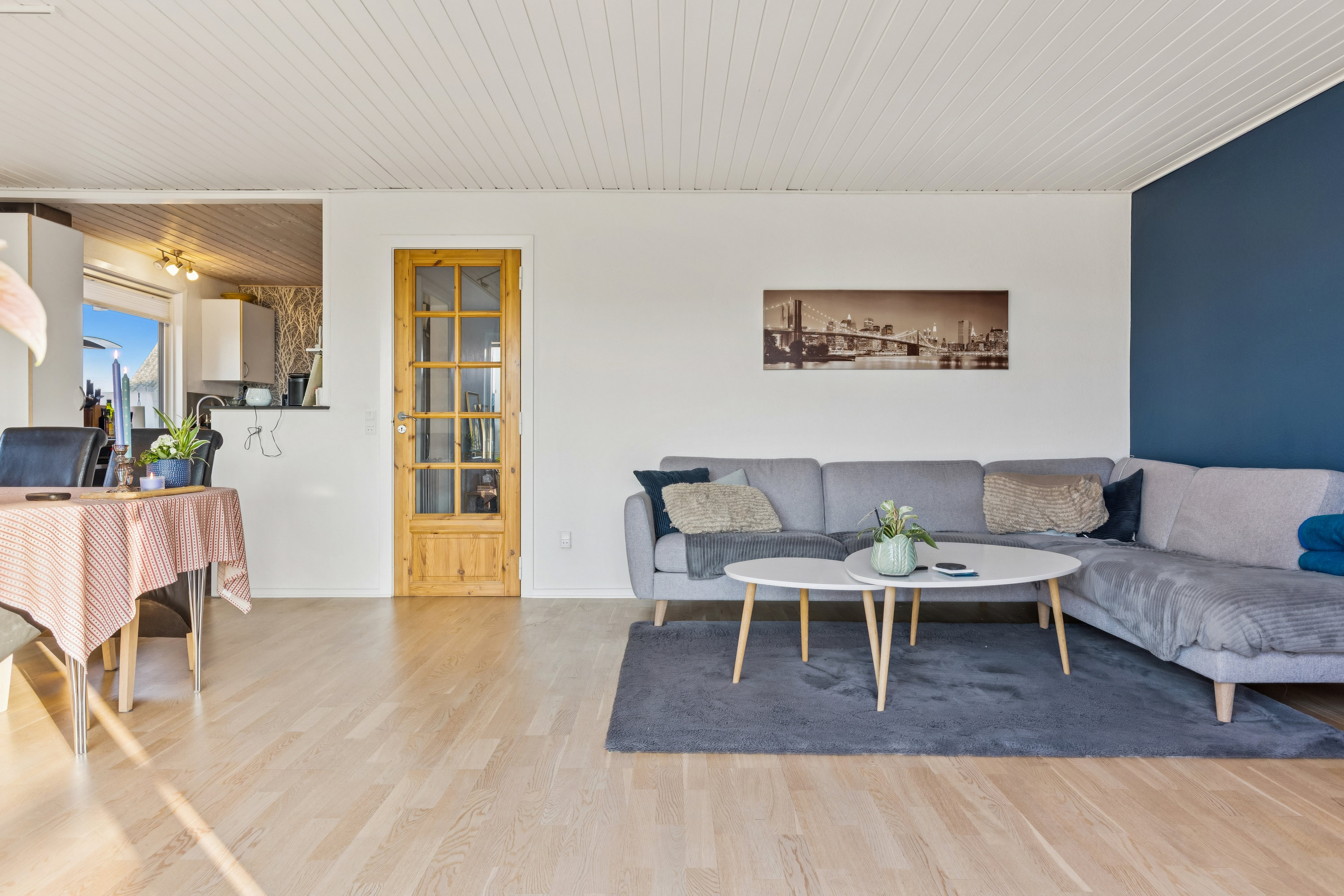 Fremhævet stue billede i fuldskærmstilstand. Billede af Solholmsvej 5A, 4520 Svinninge