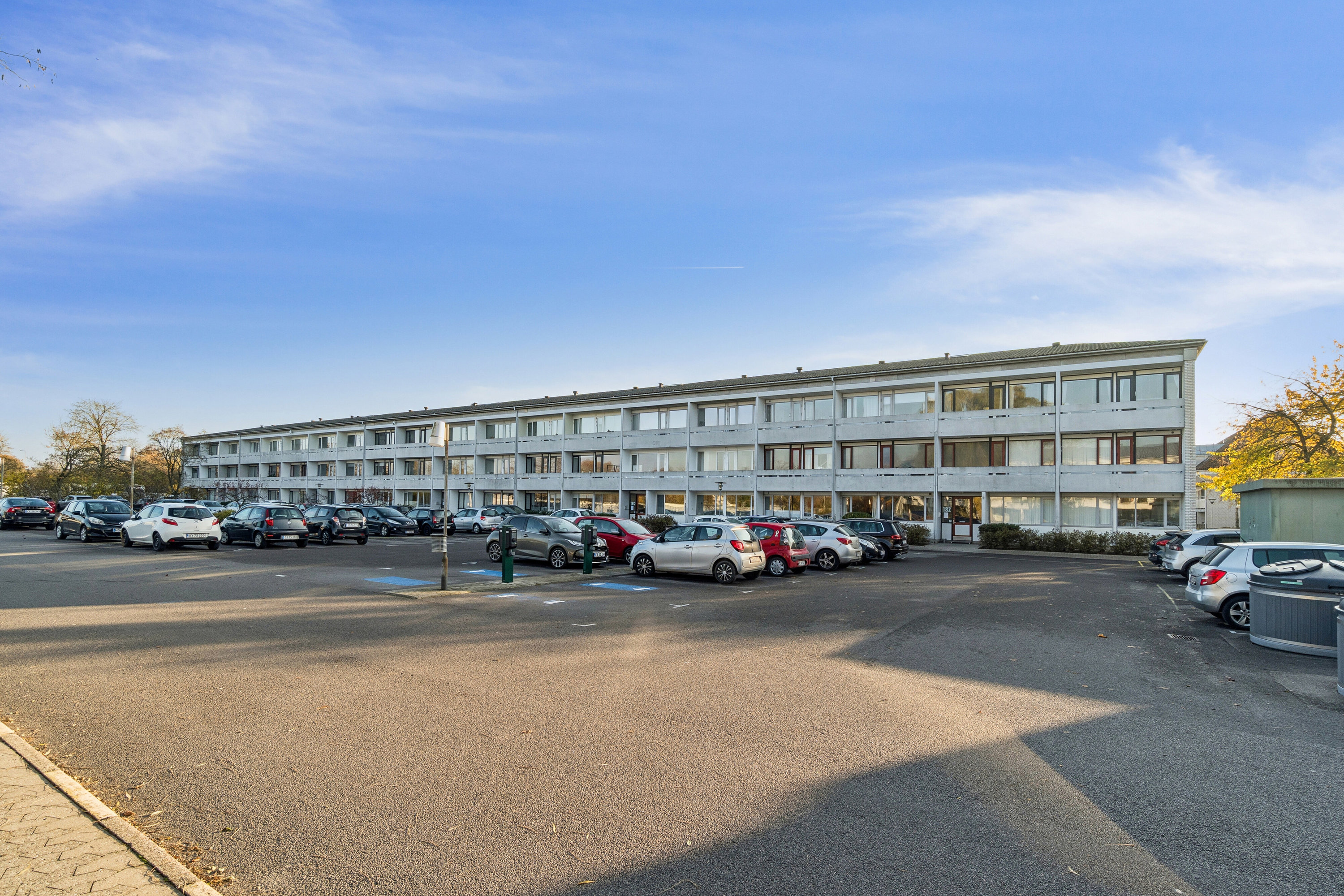 Fremhævet parkeringspladser billede i fuldskærmstilstand. Billede af Parkvej 174, 1. 5., 4700 Næstved