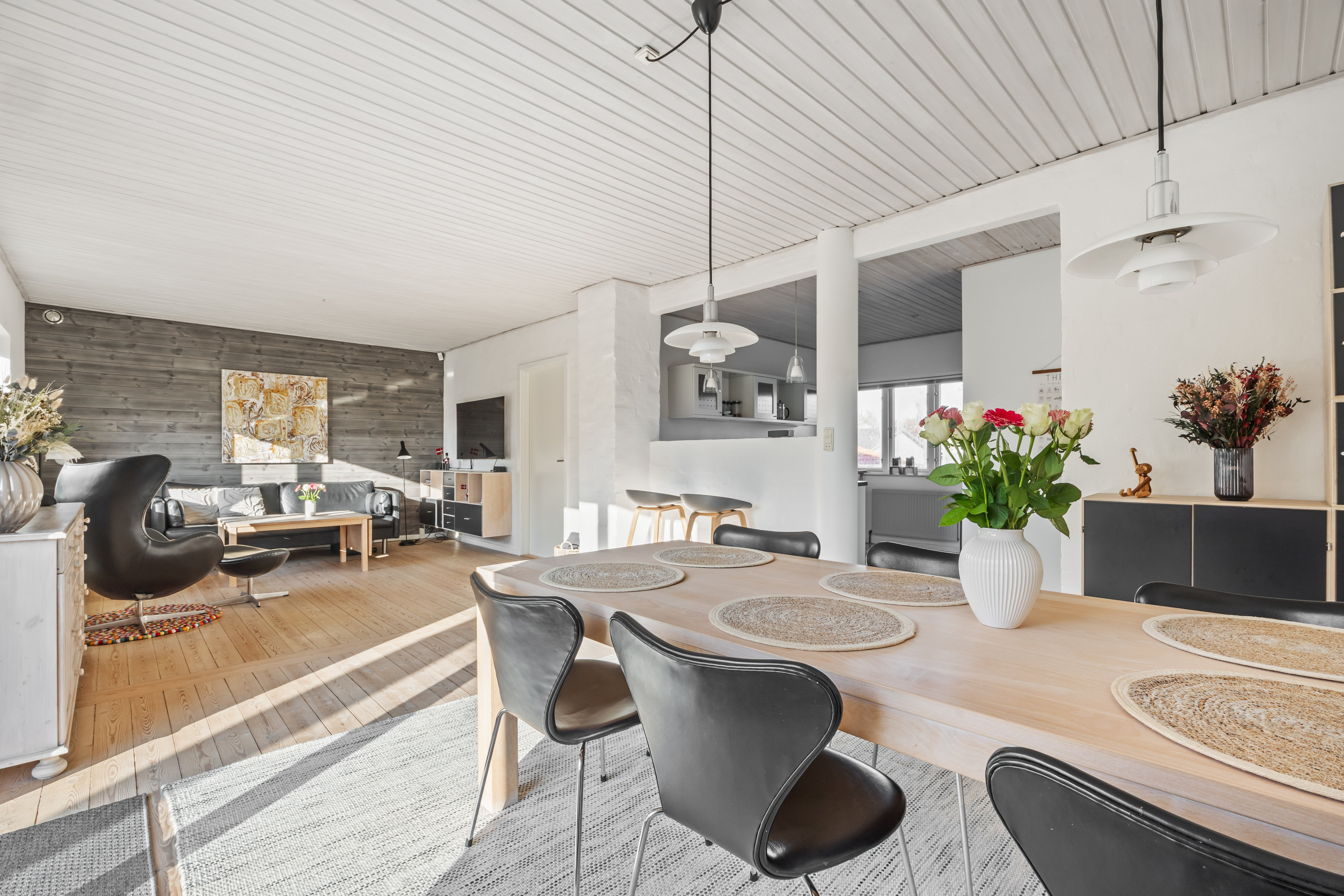 Fremhævet stue billede i fuldskærmstilstand. Billede af Nyvej 21, 4600 Køge