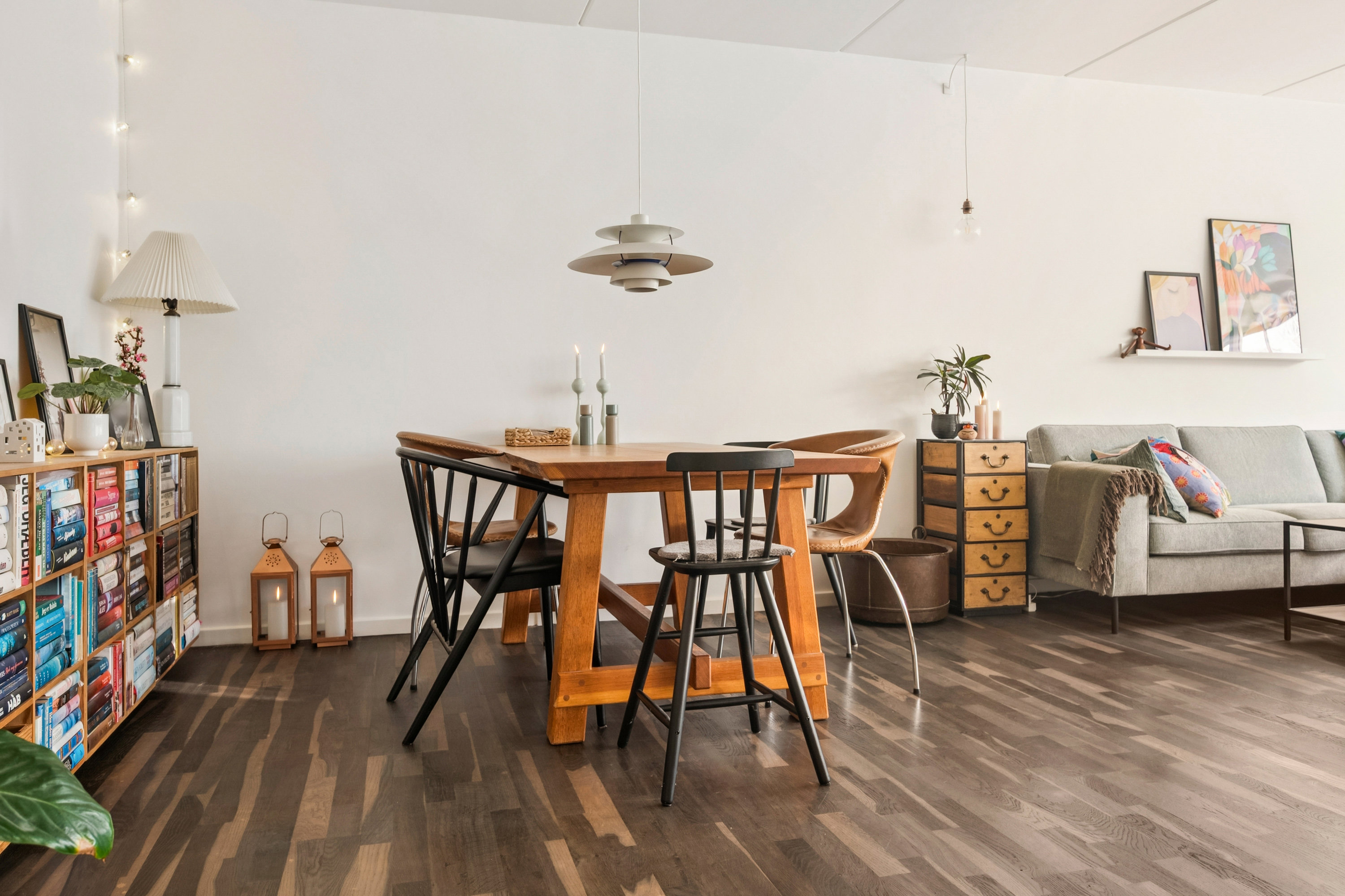 Fremhævet stue billede i fuldskærmstilstand. Billede af Sabroesvej 7A, 2. 1., 3000 Helsingør