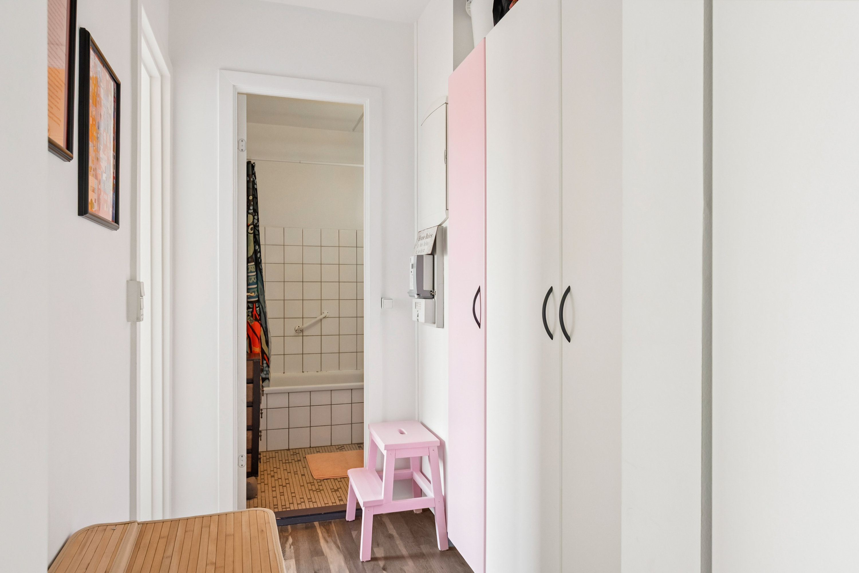 Fremhævet entré billede i fuldskærmstilstand. Billede af Sabroesvej 7A, 2. 1., 3000 Helsingør