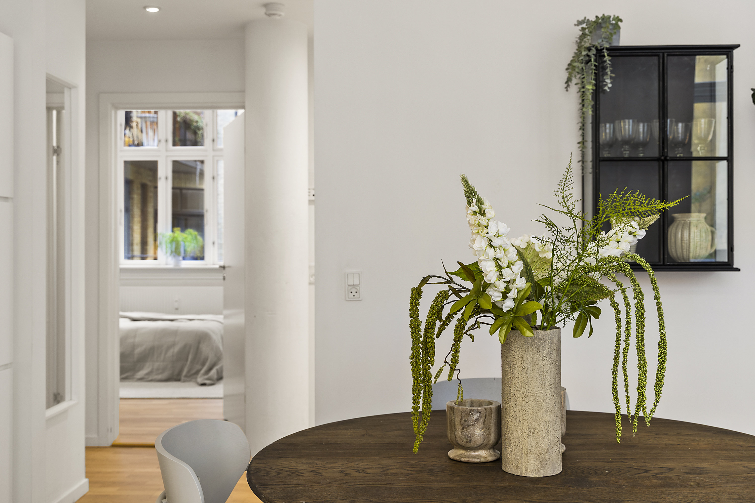 Fremhævet stue billede i fuldskærmstilstand. Billede af Linnésgade 22D, 1. tv., 1361 København K